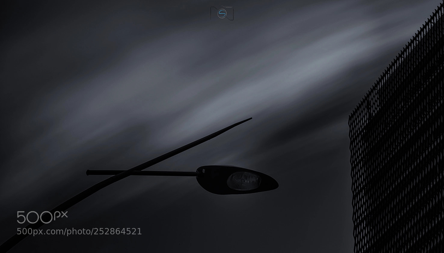 Nikon D610 sample photo. Streetlight photography