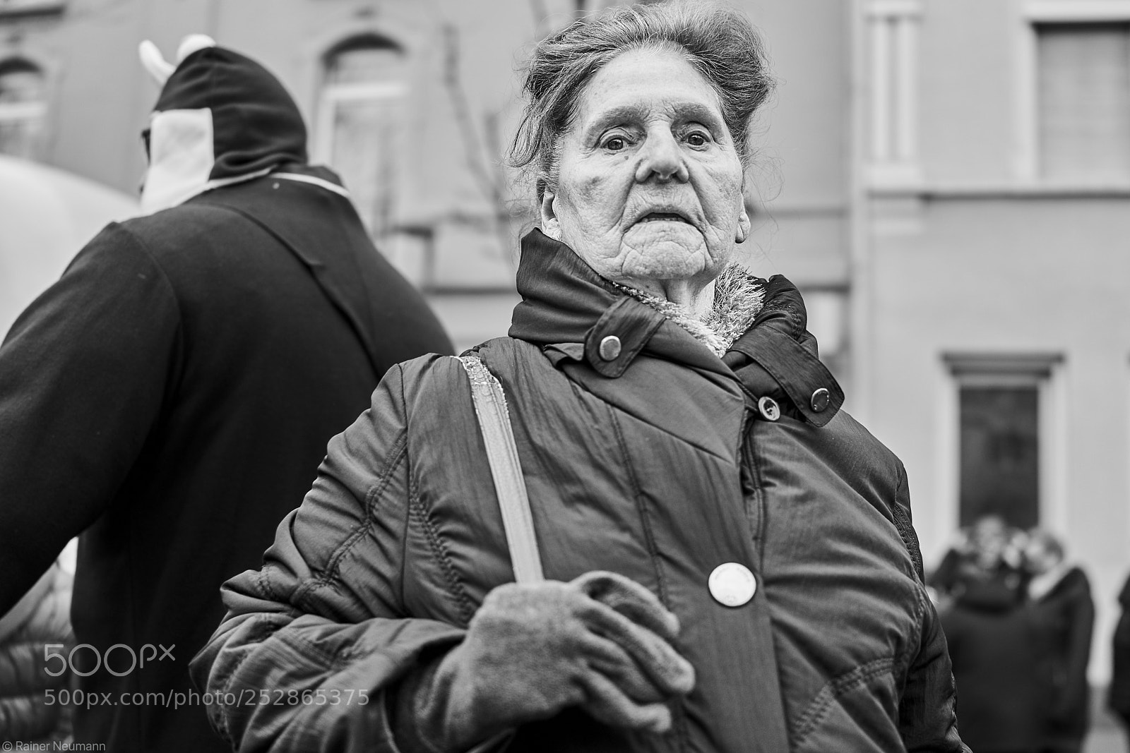 Sony Cyber-shot DSC-RX1R II sample photo. Frau 465 b&w photography