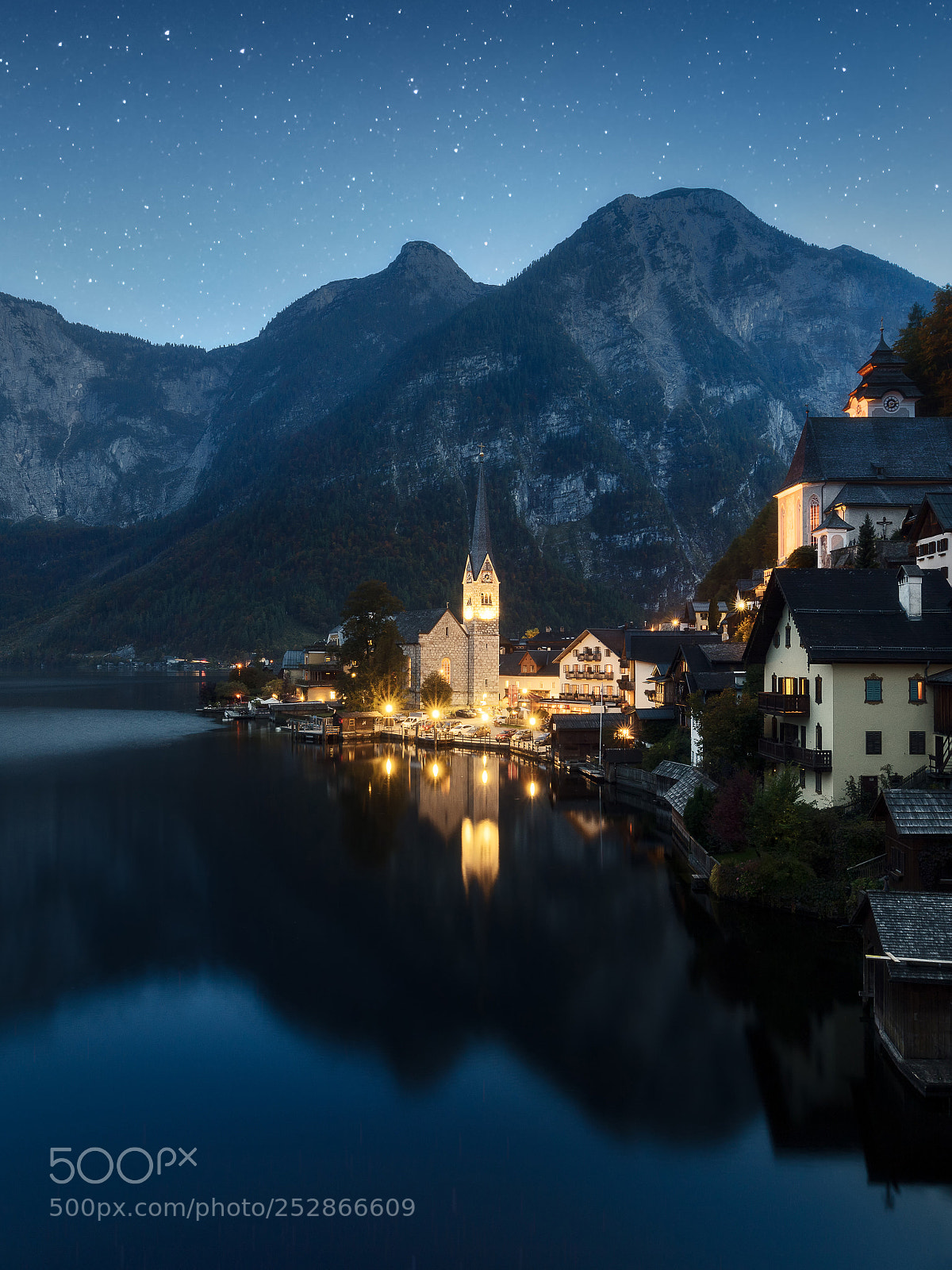 Canon EOS 5DS sample photo. Hallstatt night blue hour photography