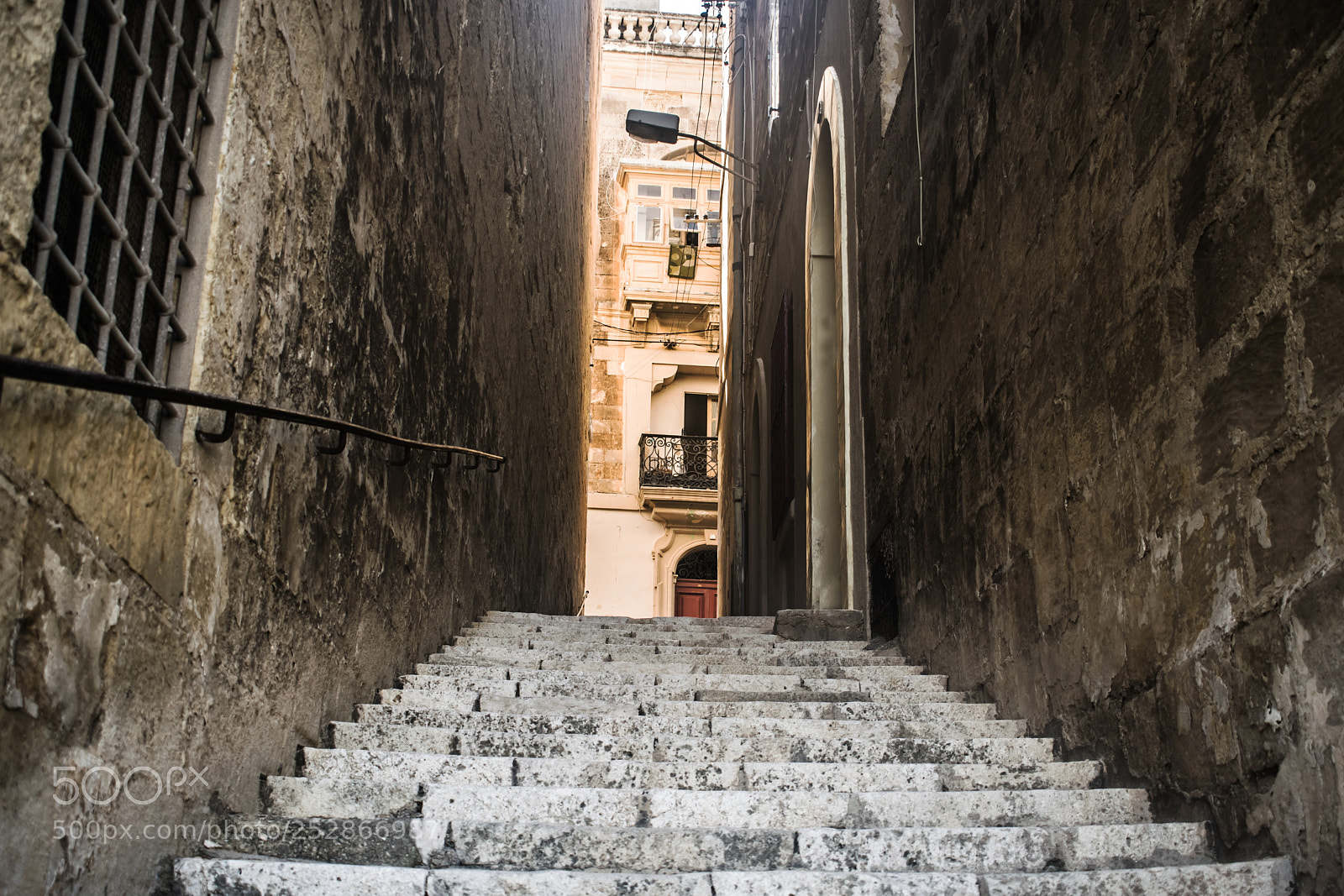 Nikon D3300 sample photo. Old stairway in birgu photography
