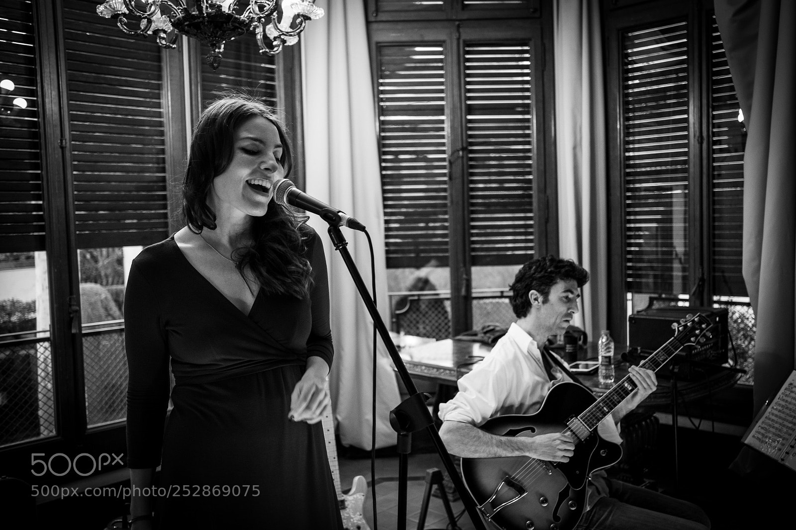 Fujifilm X-T2 sample photo. Sing as if it's photography