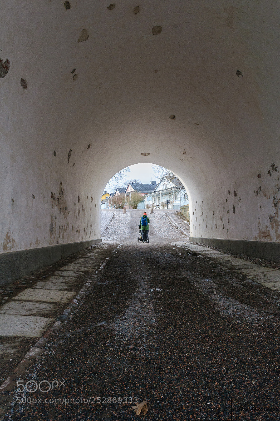 Nikon D5000 sample photo. Suomenlinna entrance photography