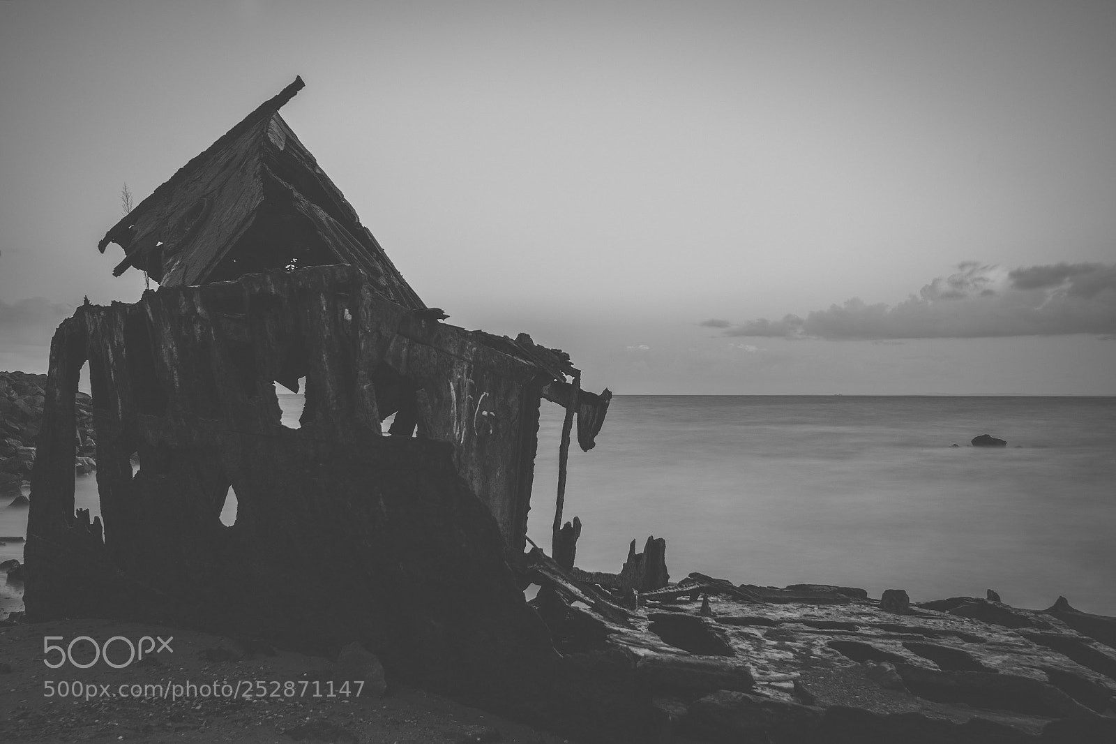 Nikon D800 sample photo. Shipwreck of hmqs gayundah photography