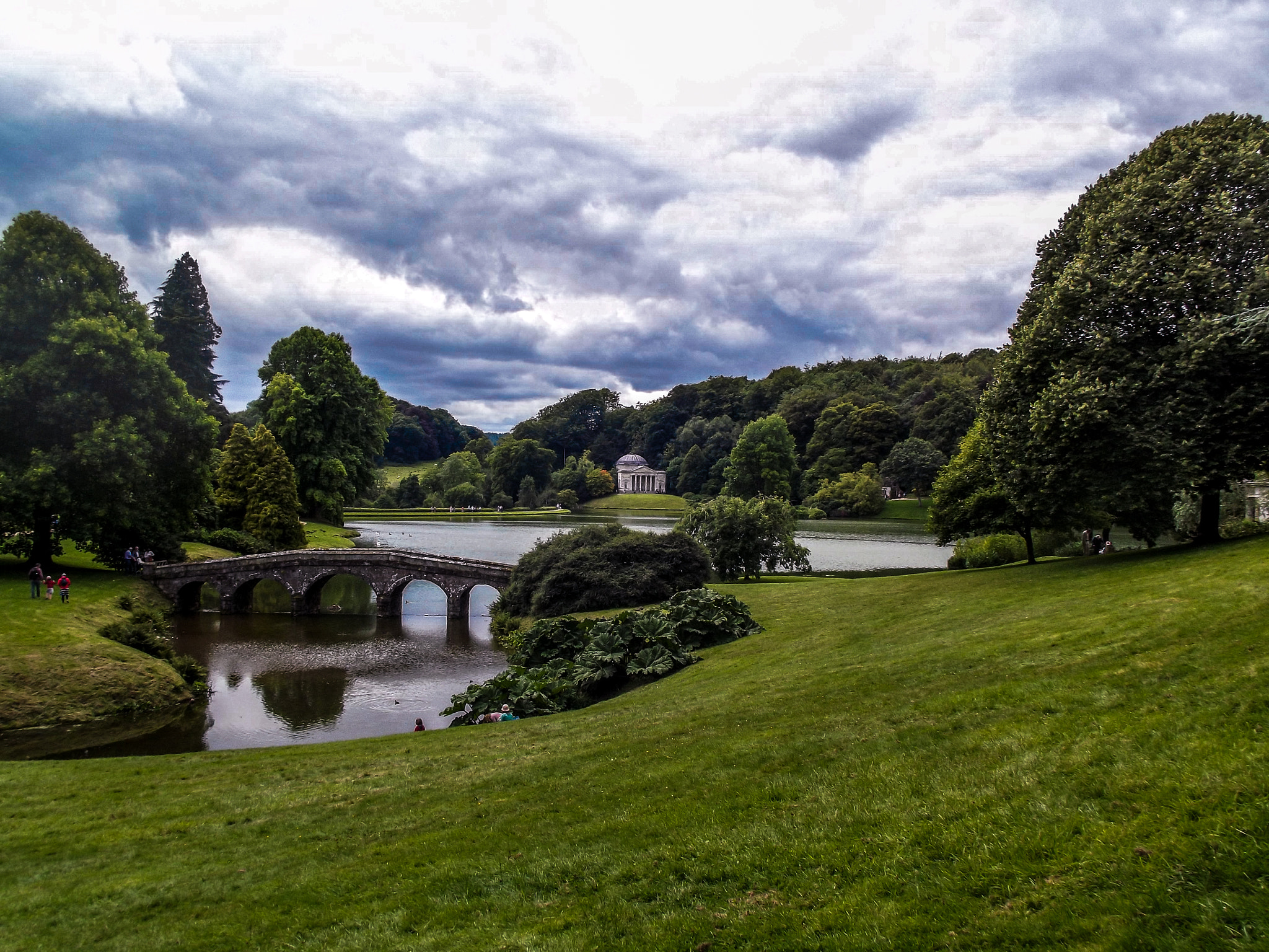 Fujifilm FinePix S2980 sample photo. Stourhead, wiltshire uk photography