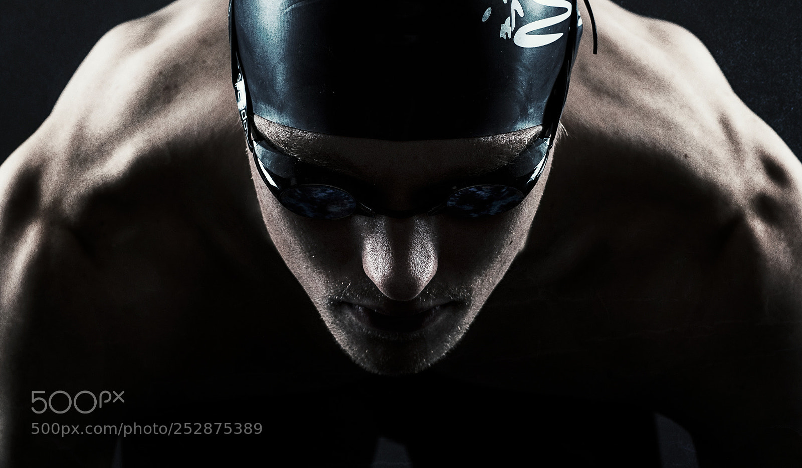 Canon EOS 5D Mark IV sample photo. The swimmer photography