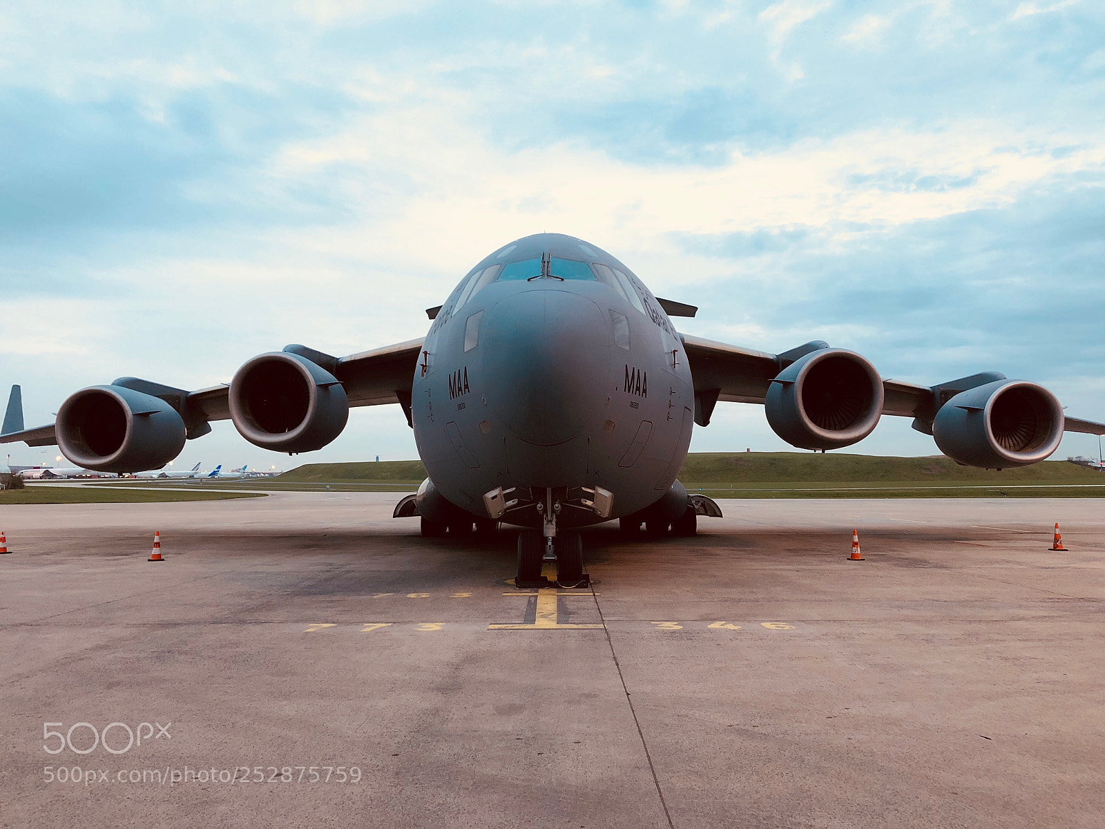 Apple iPhone X sample photo. Military plane photography