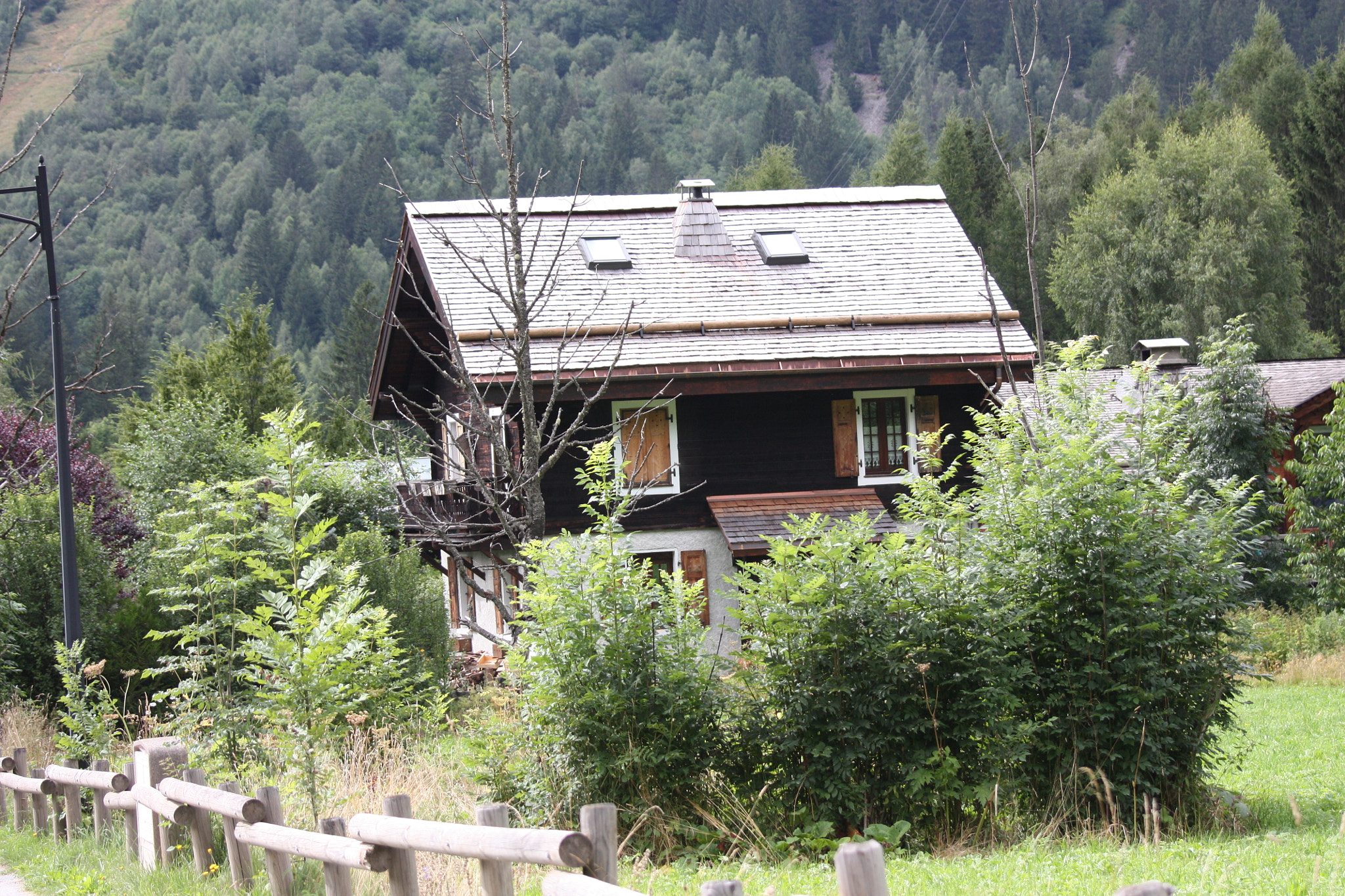 Canon EOS 450D (EOS Rebel XSi / EOS Kiss X2) sample photo. Chamonix photography