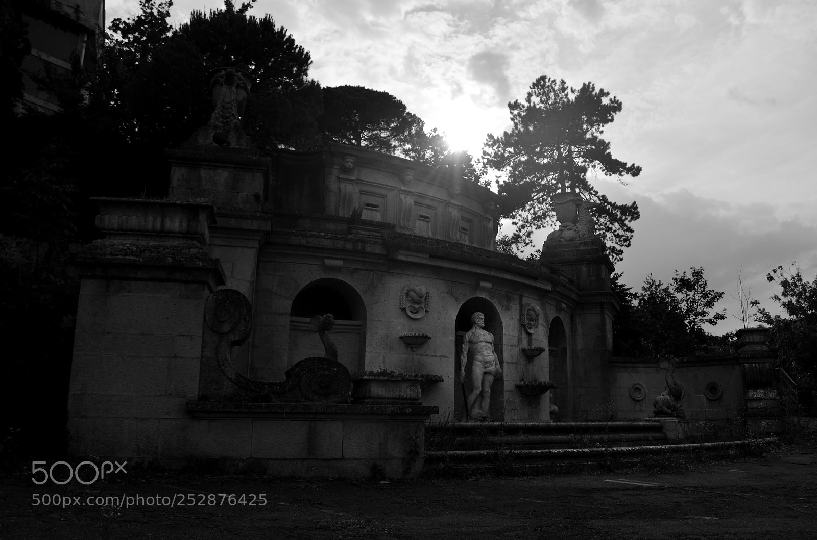 Nikon D5100 sample photo. Forgotten world photography