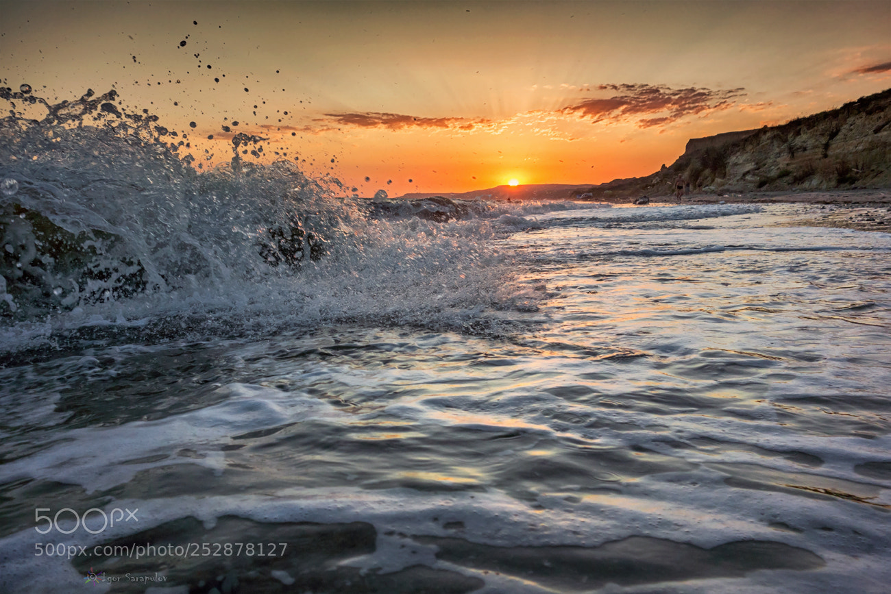 Sony Cyber-shot DSC-RX100 sample photo. Evening surf photography