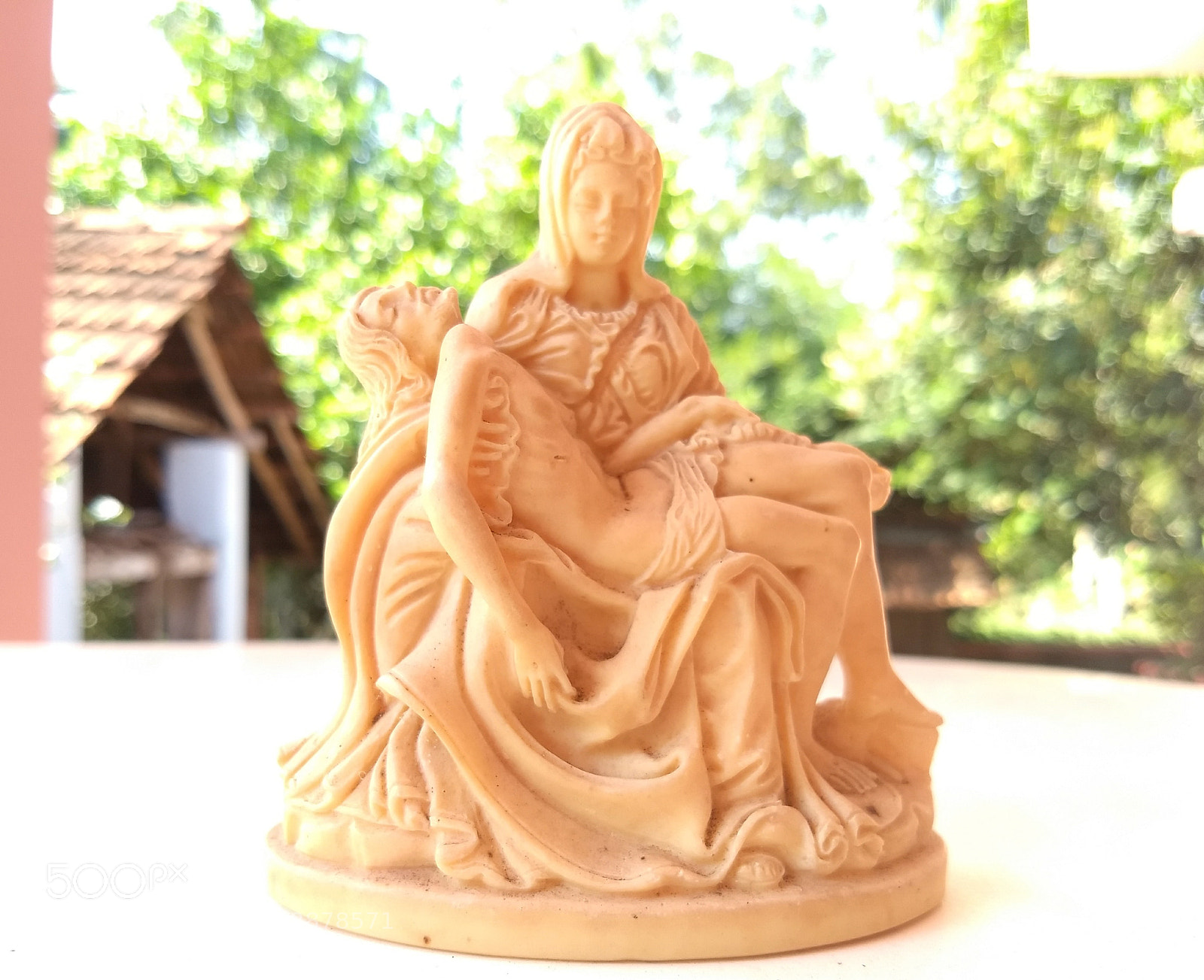 Motorola Moto G (5) Plus sample photo. ~beautiful statues photography