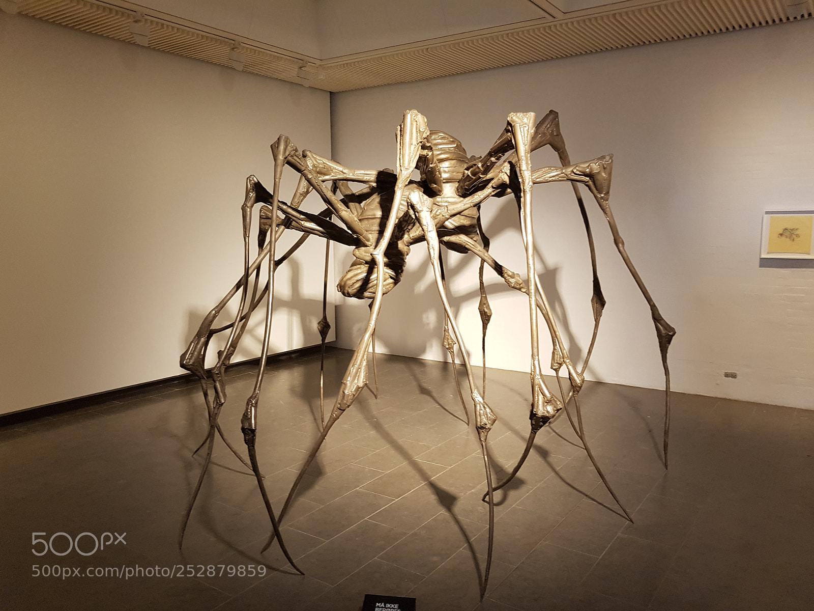 Samsung Galaxy S7 Edge sample photo. Arachnid sculpture photography