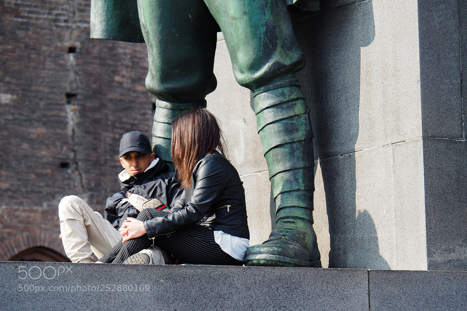 Olympus OM-D E-M10 II sample photo. Street scene photography