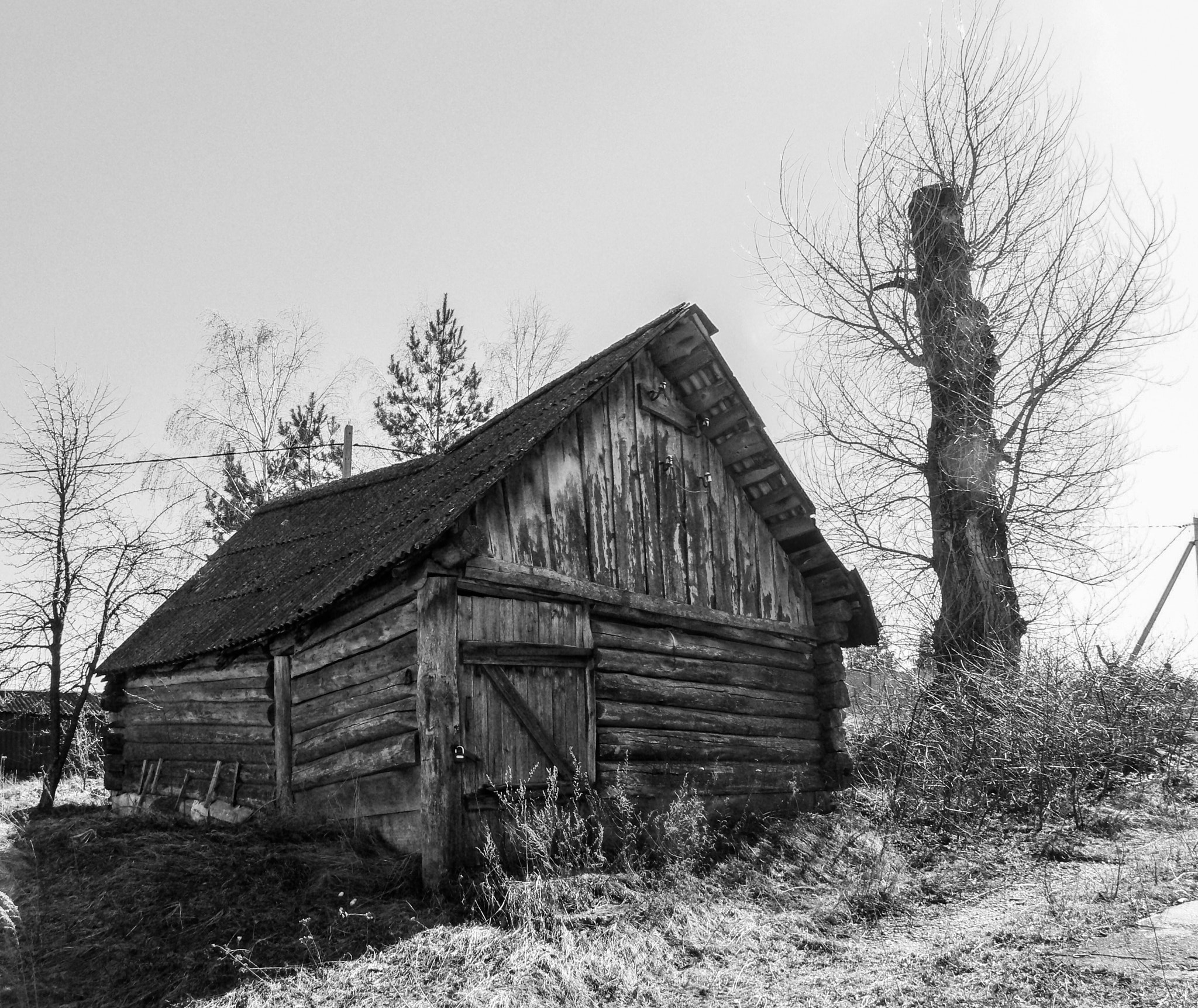 Panasonic DMC-FZ7 sample photo. Old house, countryside  photography