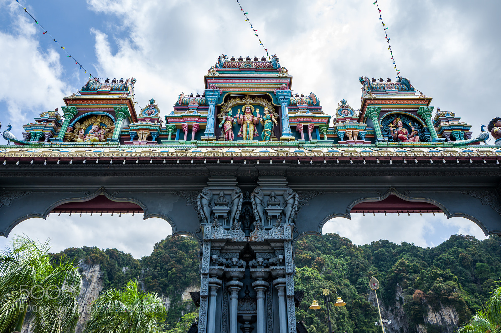 Leica Q (Typ 116) sample photo. The batu caves in photography