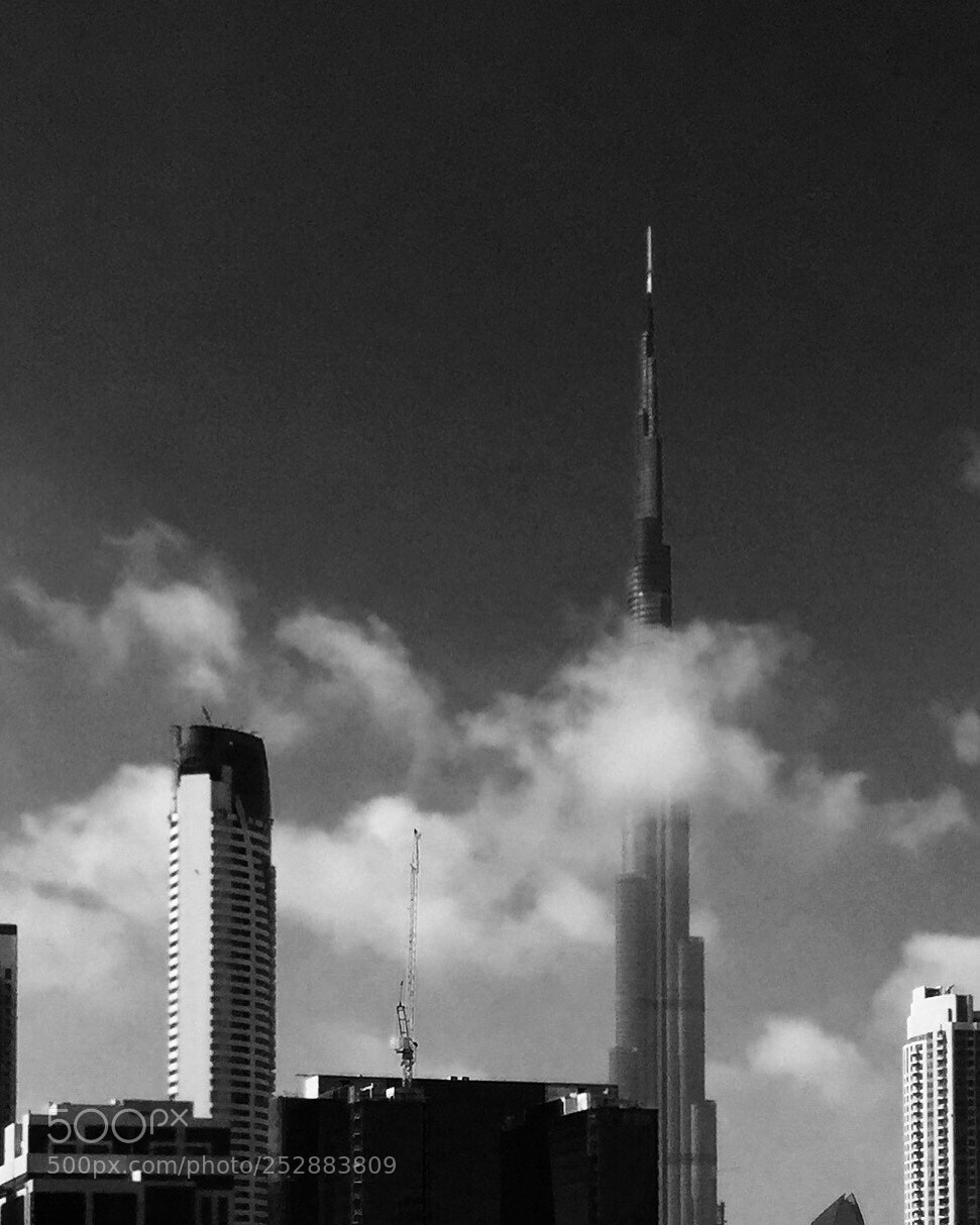 Apple iPhone 6 sample photo.  burj khalifa photography