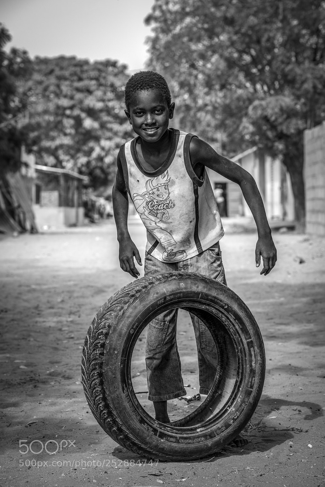 Nikon D800 sample photo. Boy with toy photography