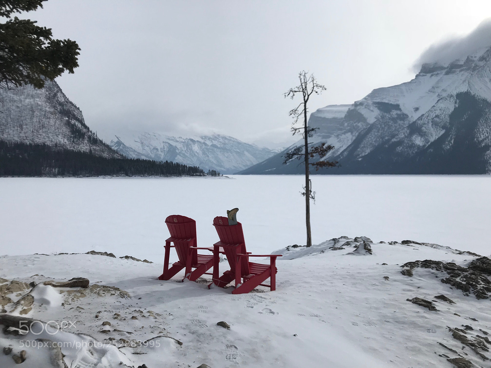 Apple iPhone 7 sample photo. Lake minnewanka - alberta  photography