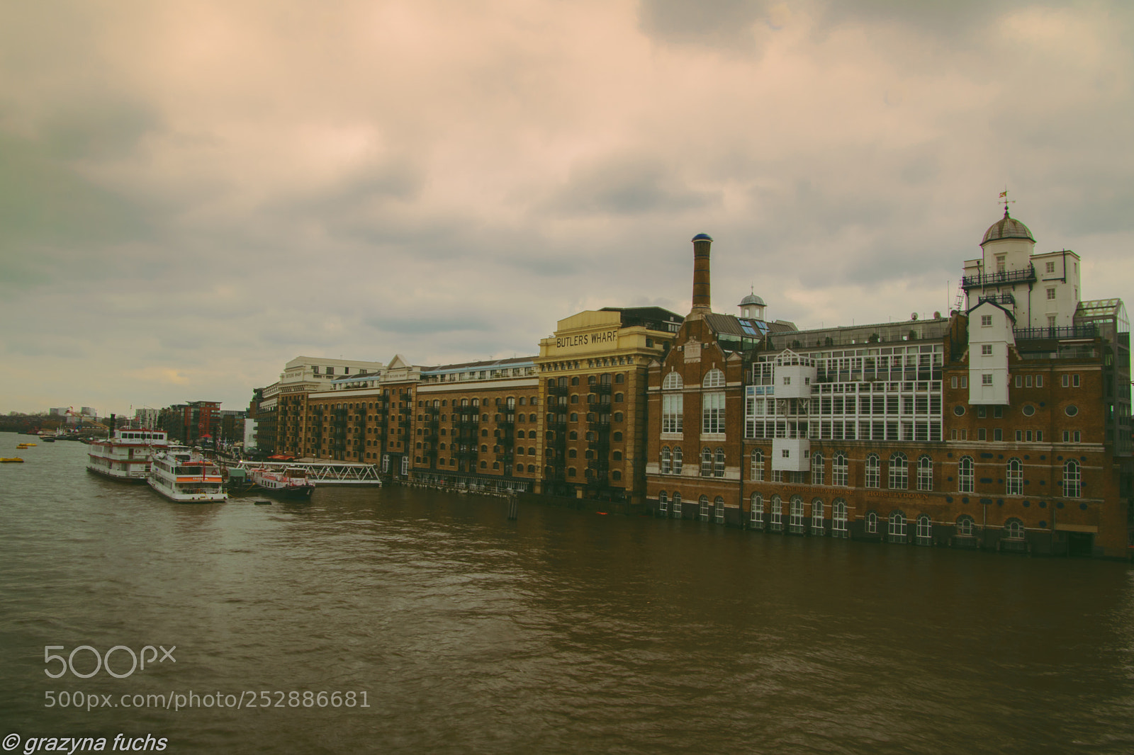 Nikon D3300 sample photo. Thames london photography