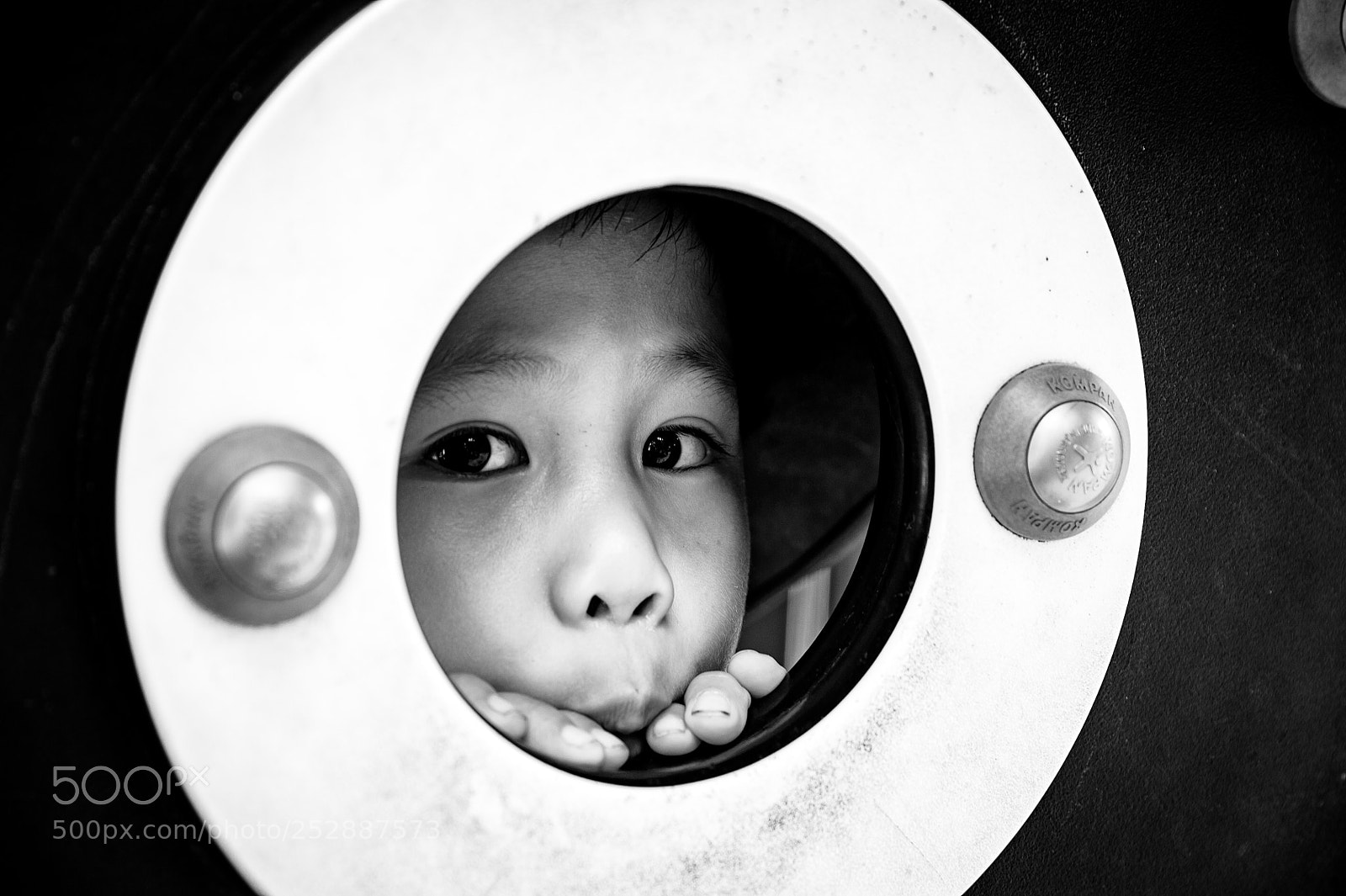 Nikon D700 sample photo. Face photography