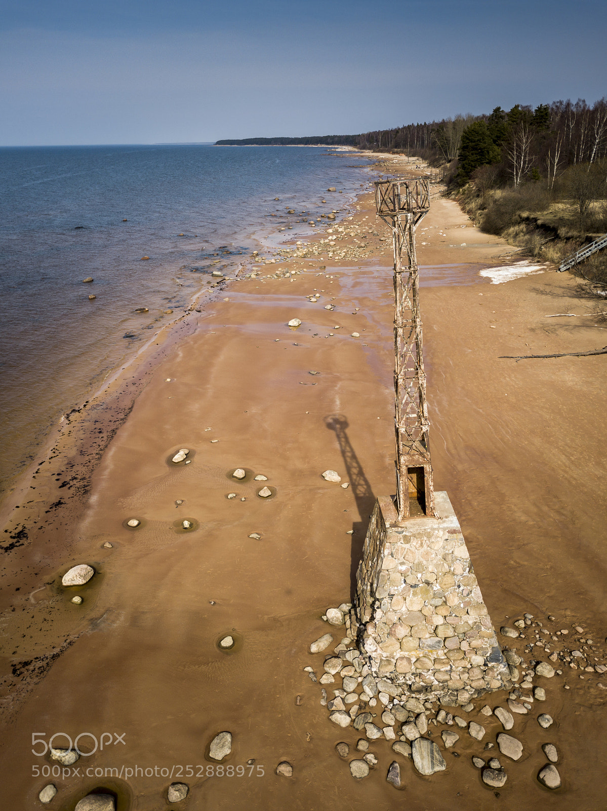 DJI FC220 sample photo. An old lighthouse photography