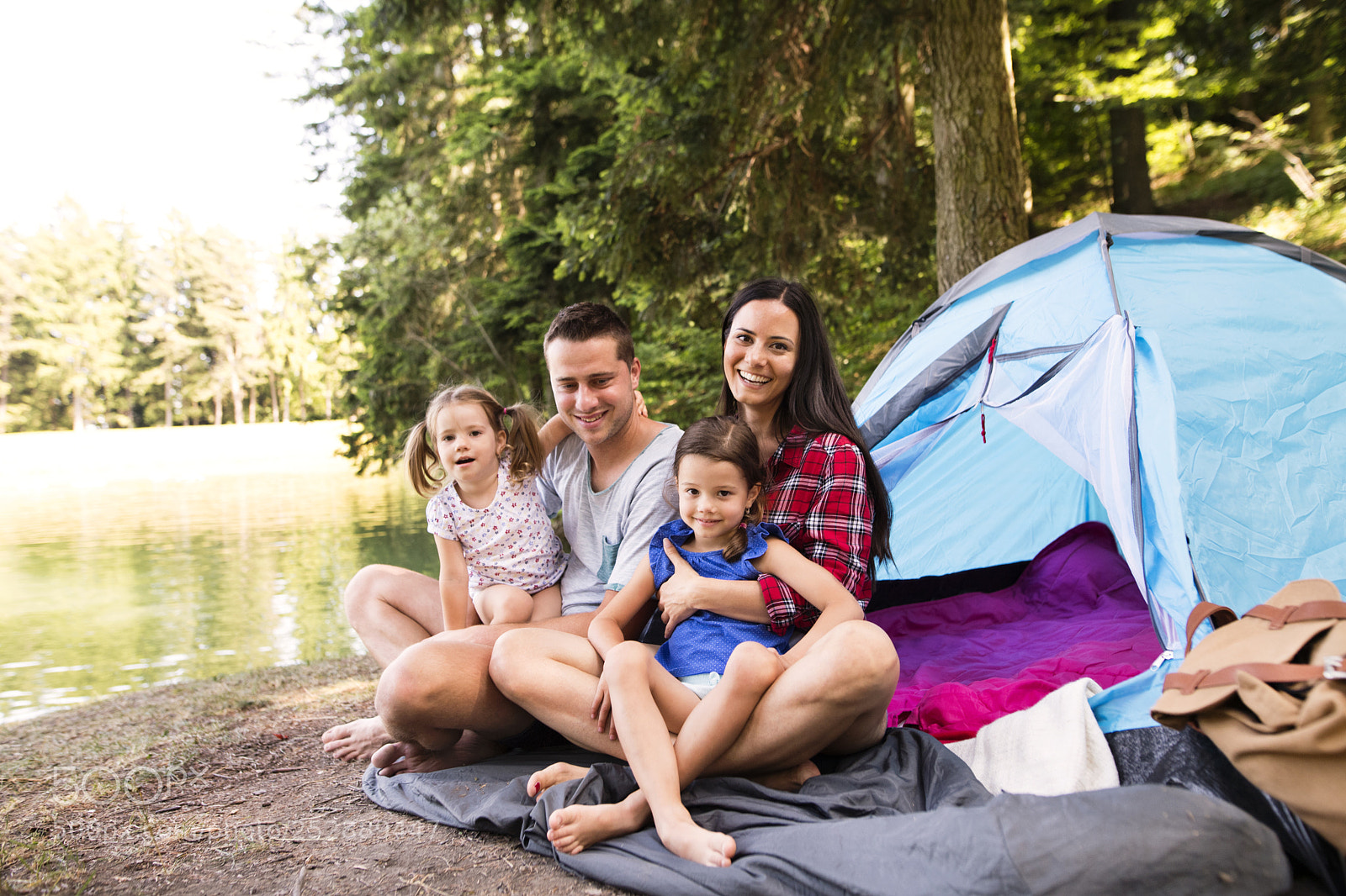 Nikon D5 sample photo. Beautiful young family with photography