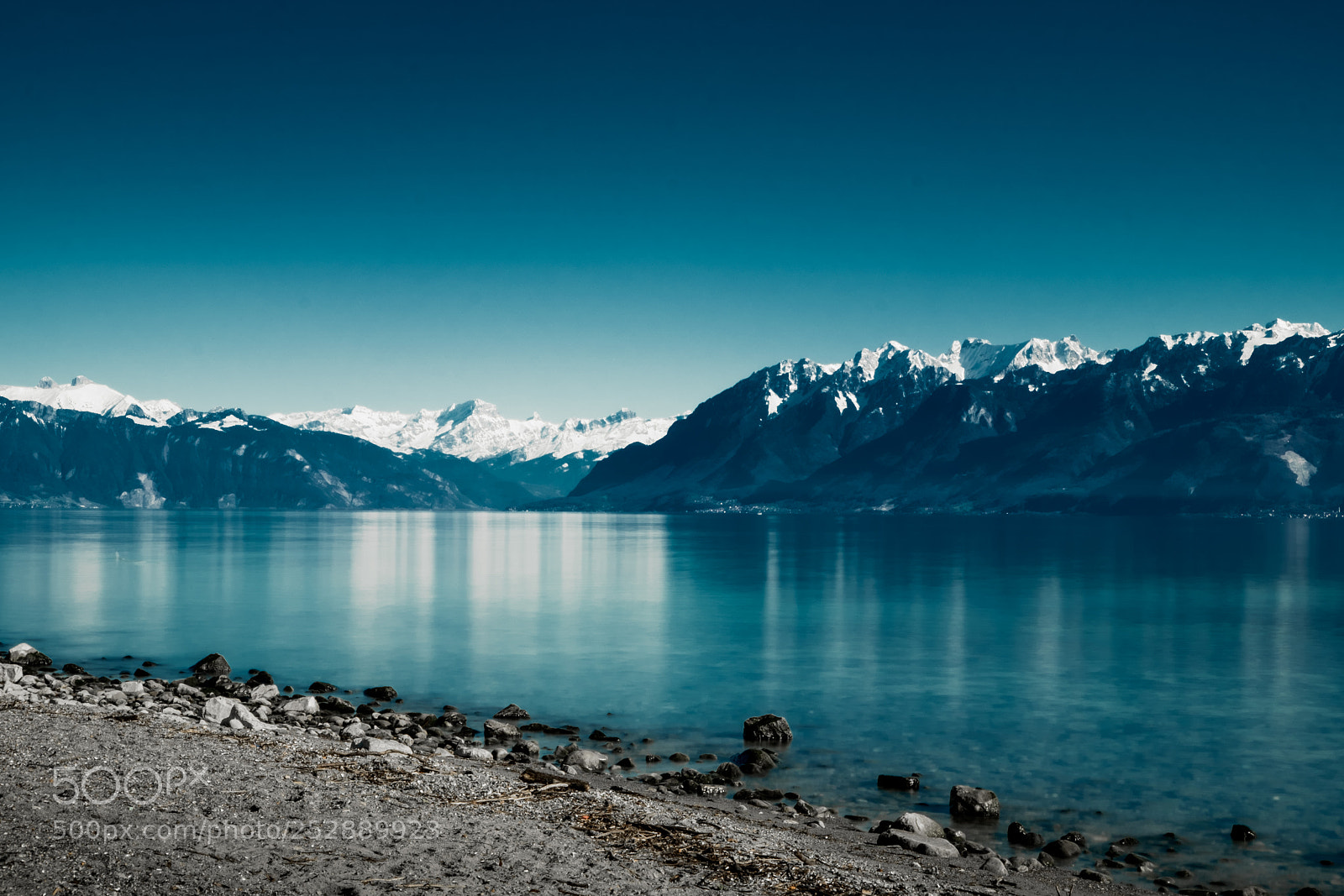 Fujifilm X-T2 sample photo. Lac léman photography