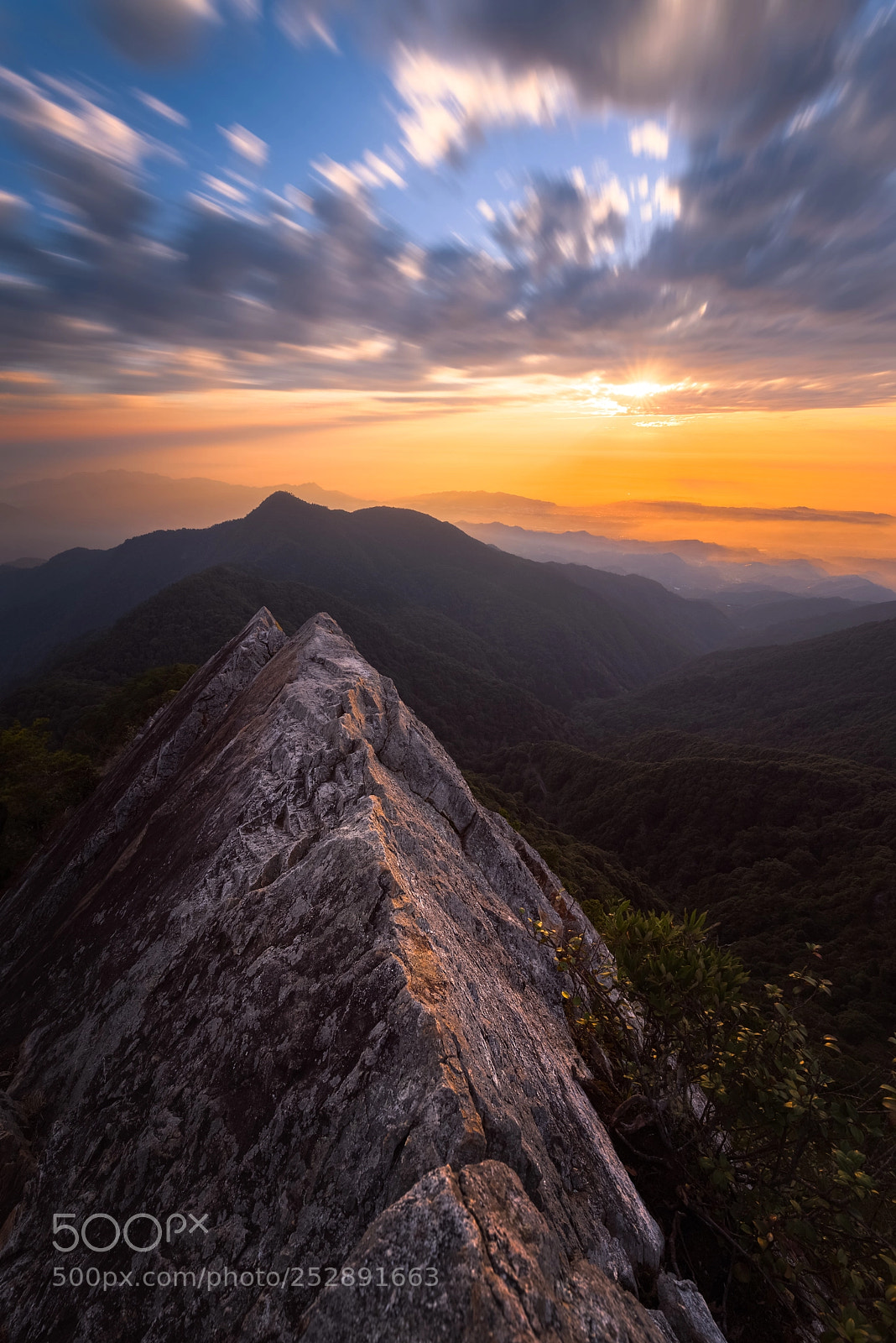 Nikon D810 sample photo. Sunset on the ridge photography