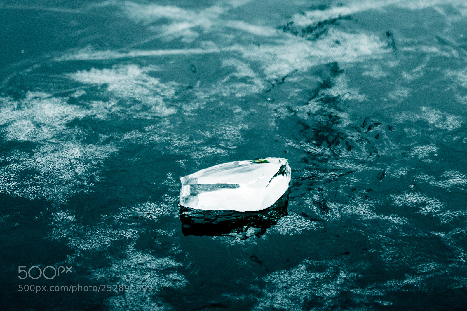 Fujifilm X-T2 sample photo. Lac gelé photography