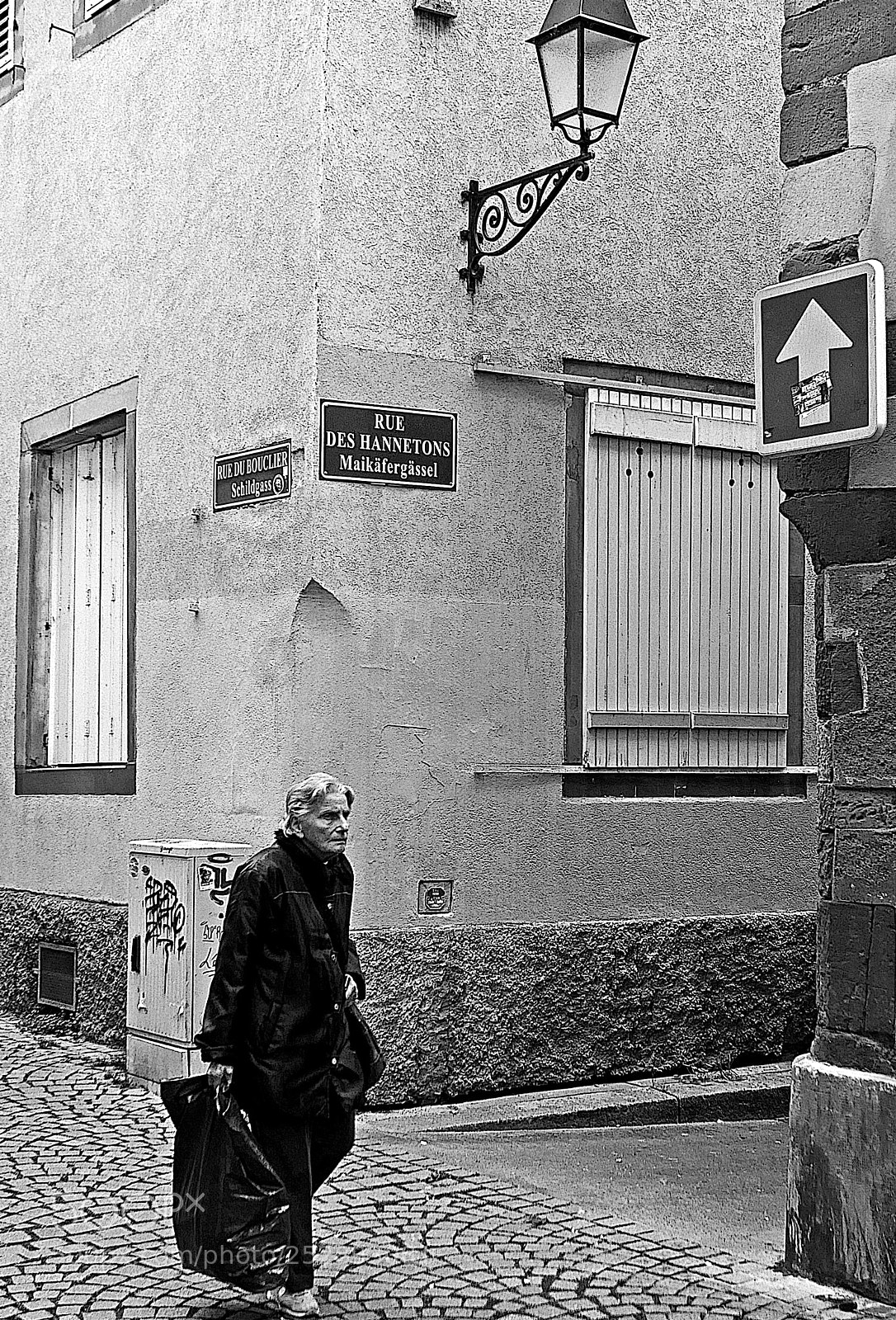 Leica D-Lux (Typ 109) sample photo. In the streets of photography