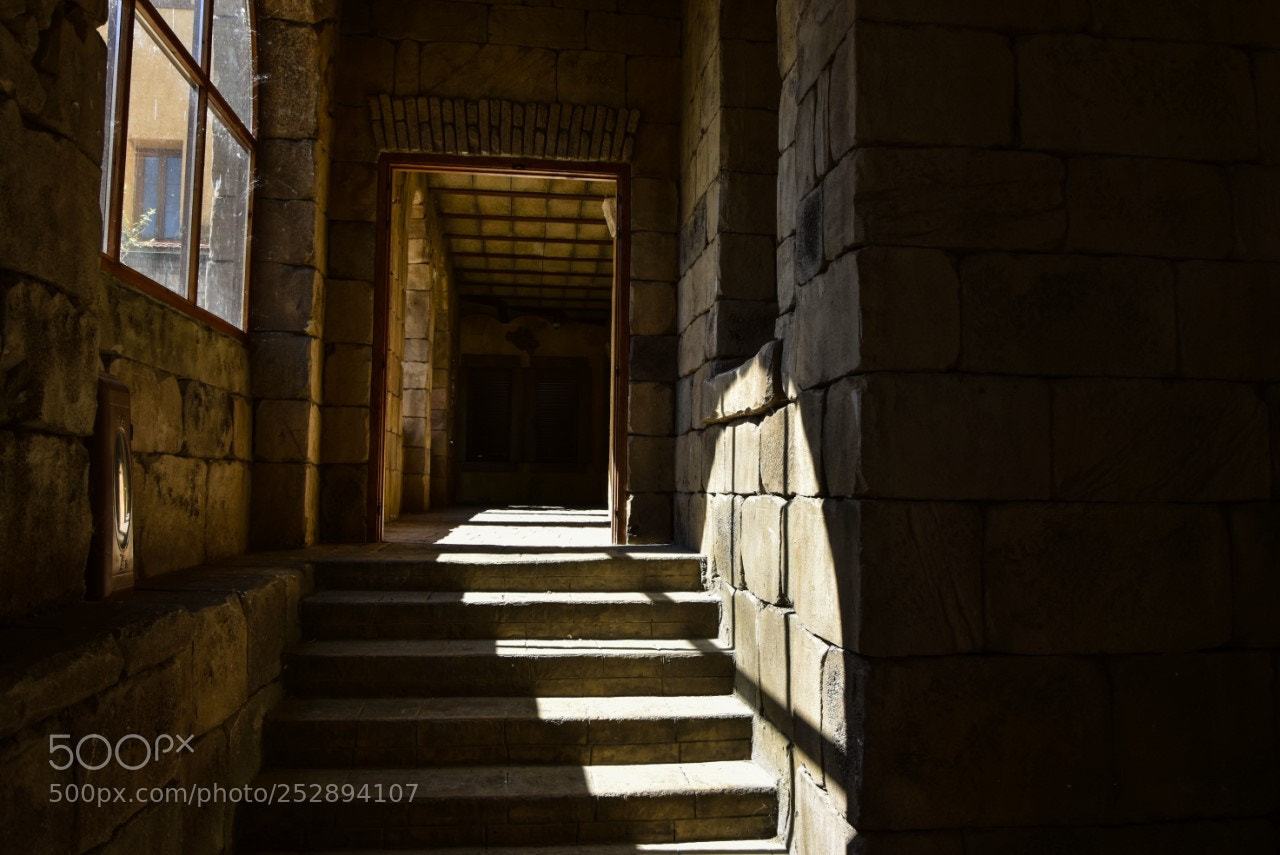 Nikon D7200 sample photo. Sombras y luces photography