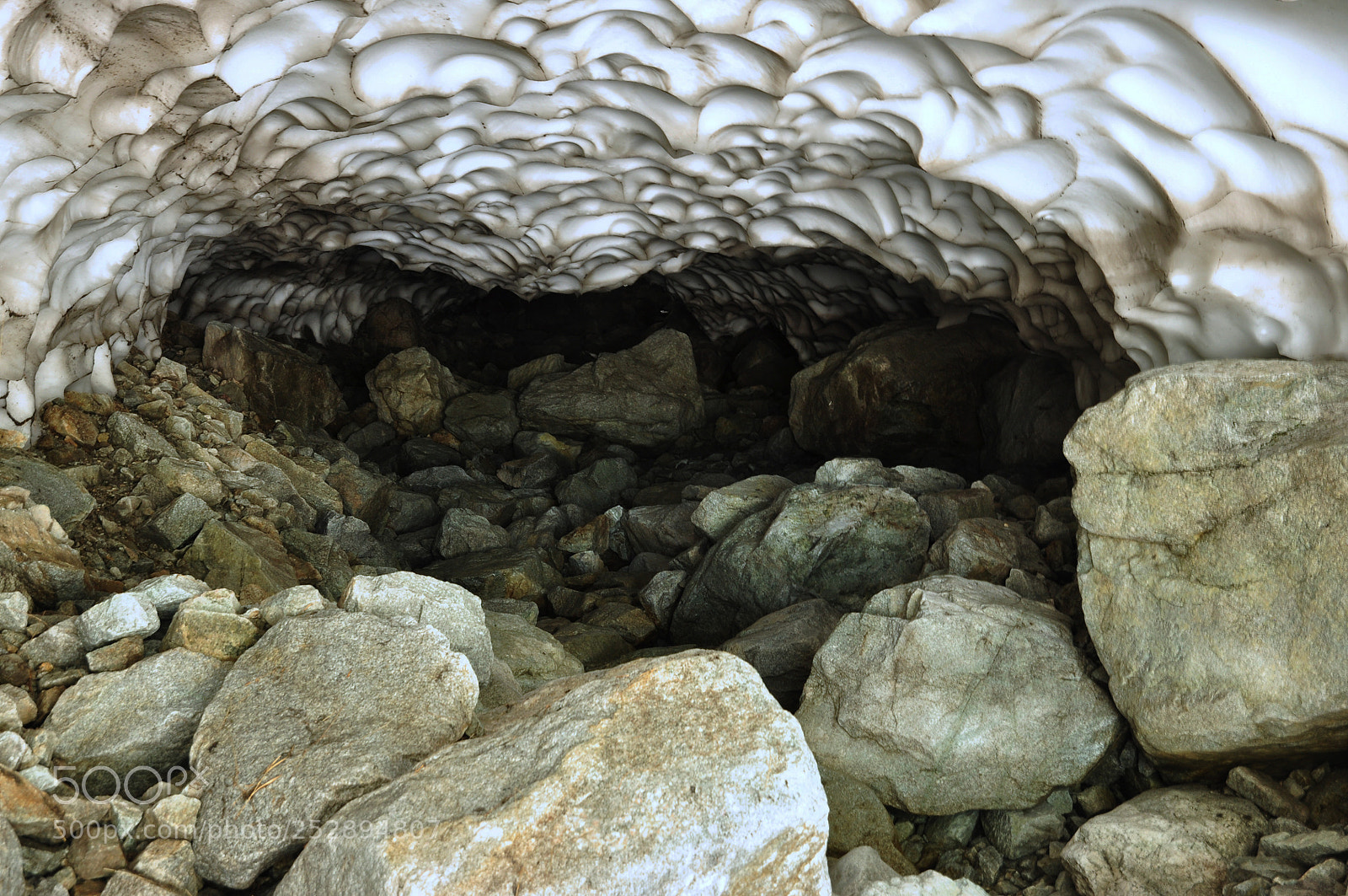 Nikon D90 sample photo. The cave photography