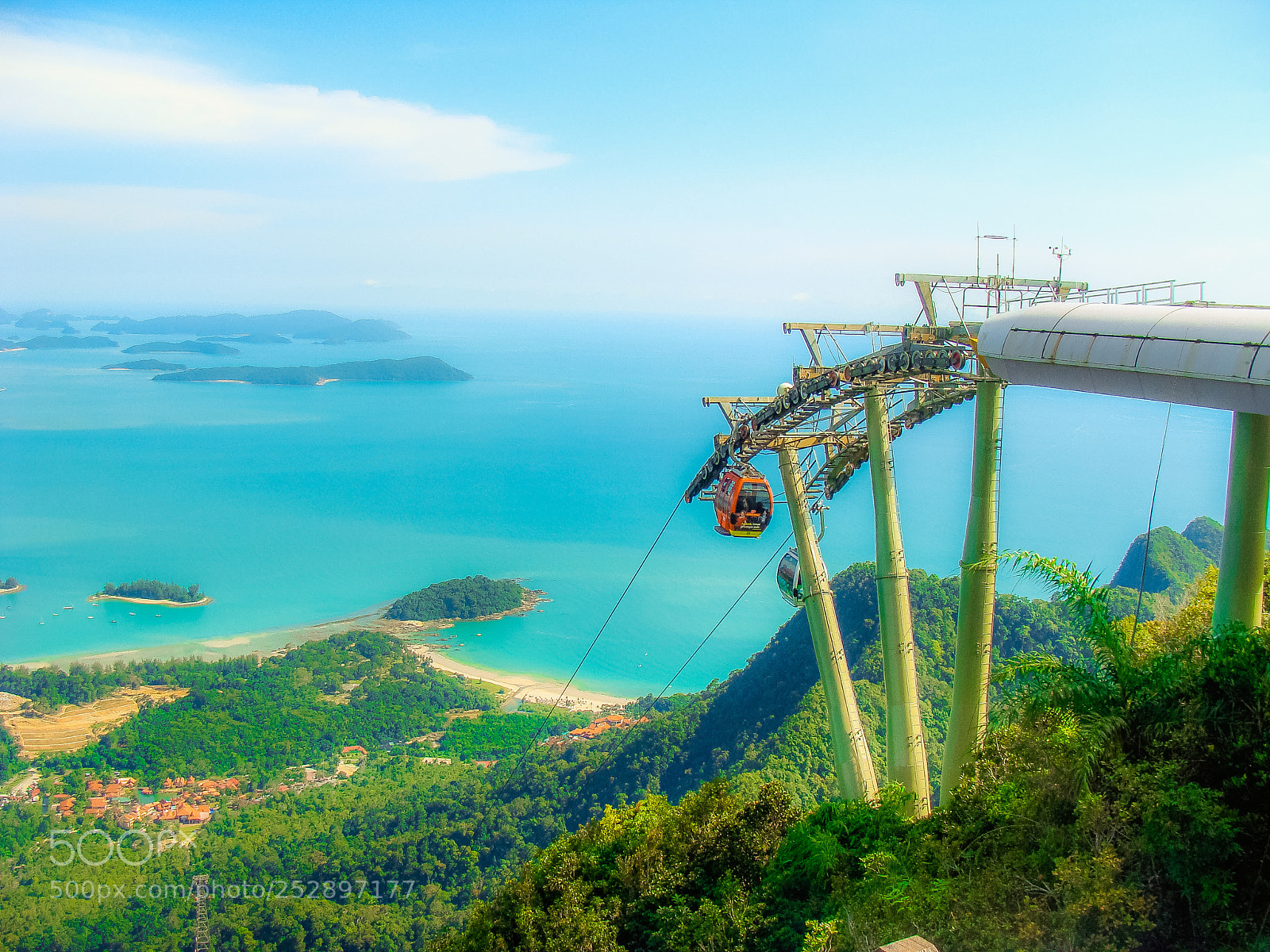 Sony DSC-H3 sample photo. Chair lift langkawi photography
