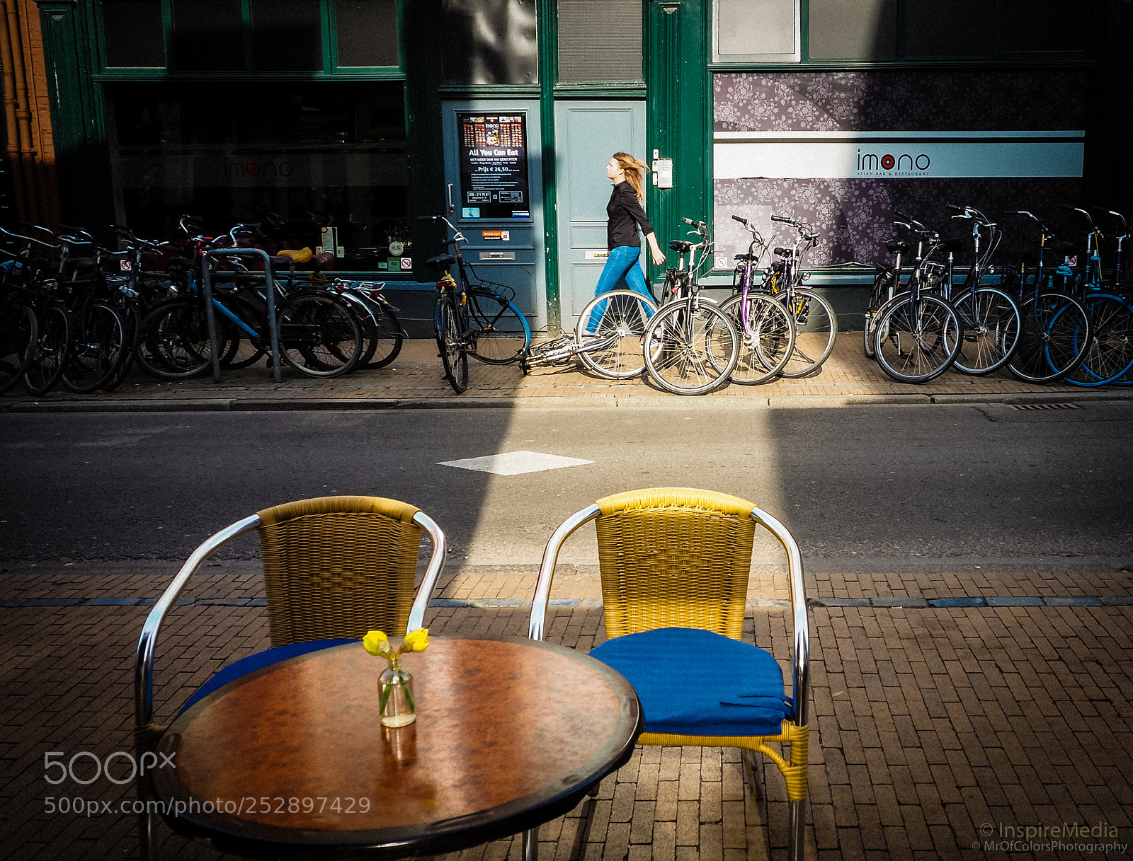 Olympus OM-D E-M5 II sample photo. Seats and walk by photography