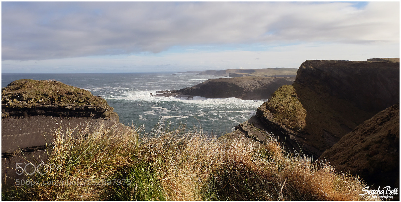 Fujifilm X-T10 sample photo. Kilkee cliffs photography