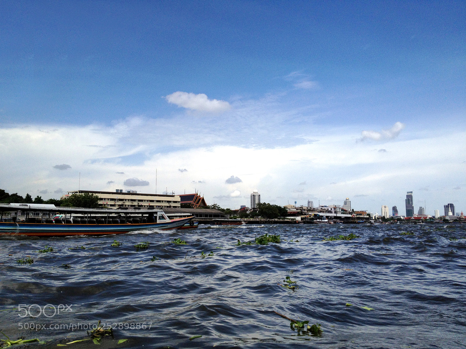 Apple iPhone 4S sample photo. Chao phraya river photography