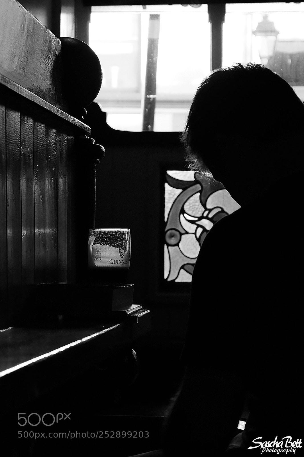 Fujifilm X-T10 sample photo. Guinness photography