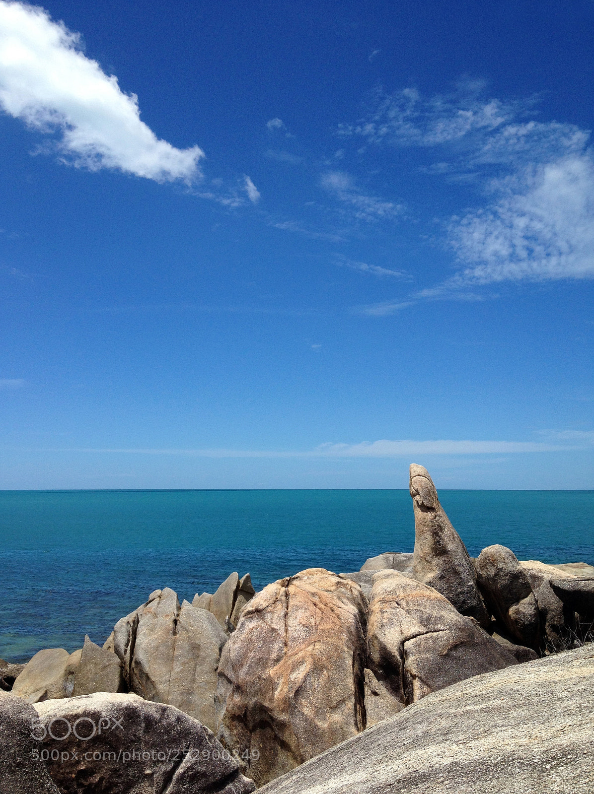Apple iPhone 4S sample photo. Hin ta, the grandfather photography