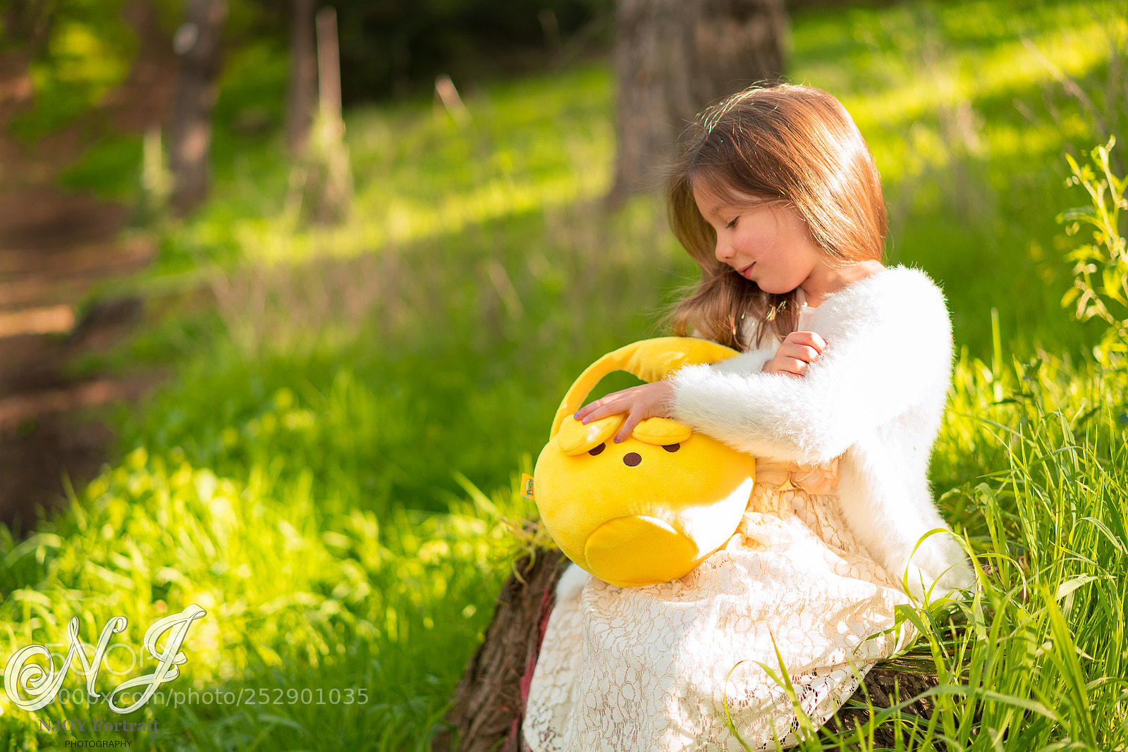 Sony a7R III sample photo. Cute toddler child girl photography