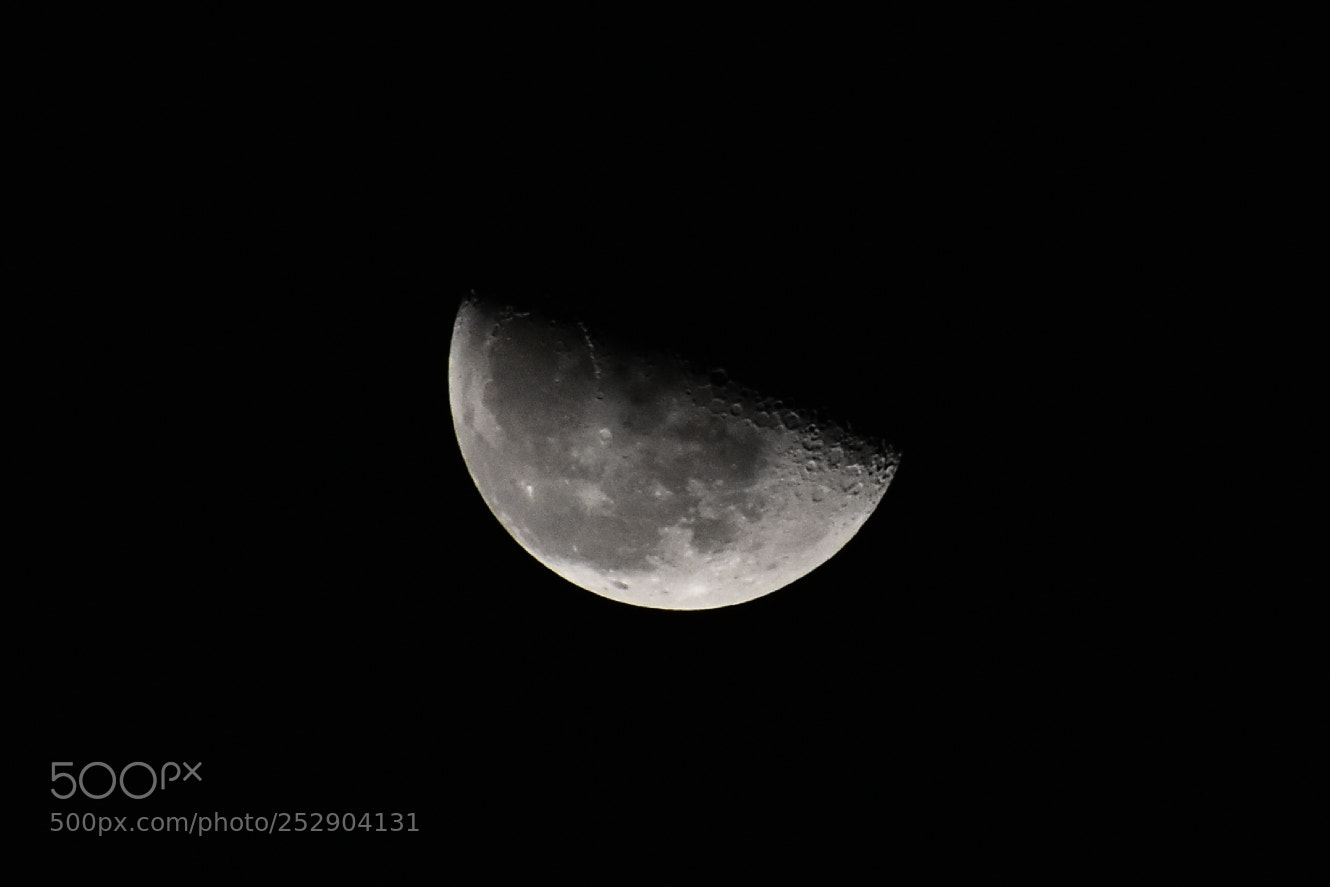 Nikon D3400 sample photo. Moon photography