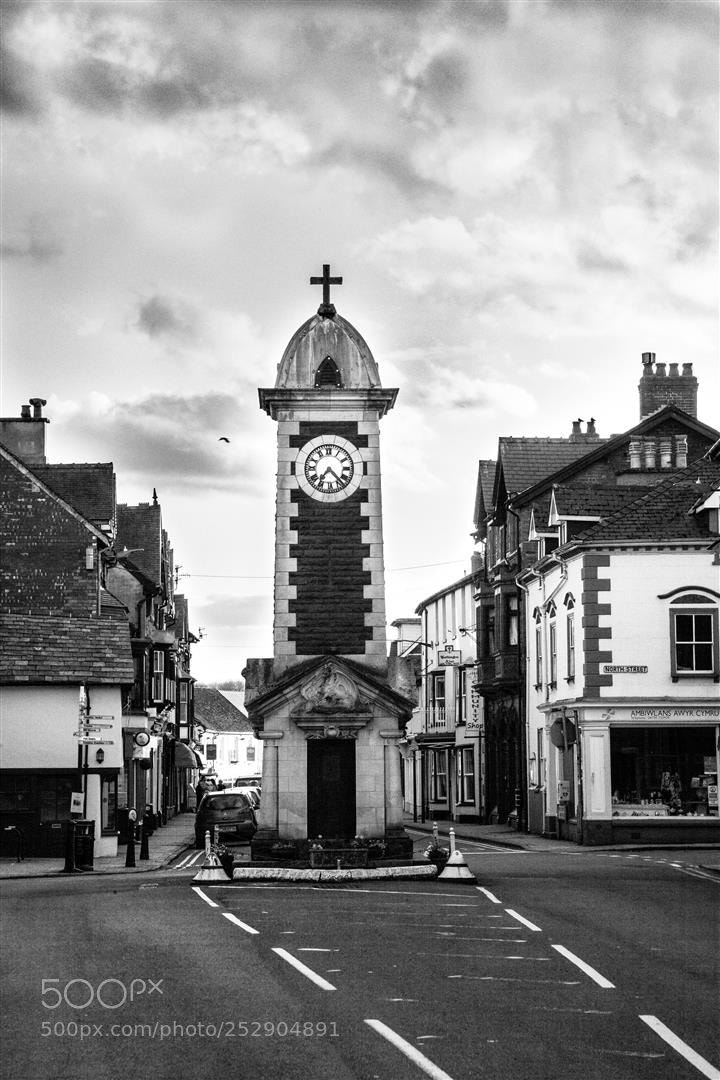 Canon EOS 5D Mark II sample photo. Rhayader town clock tower photography