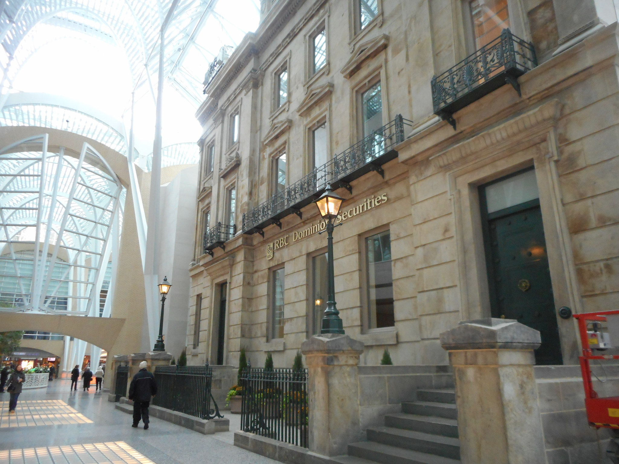 Nikon Coolpix S3600 sample photo. Toronto photography