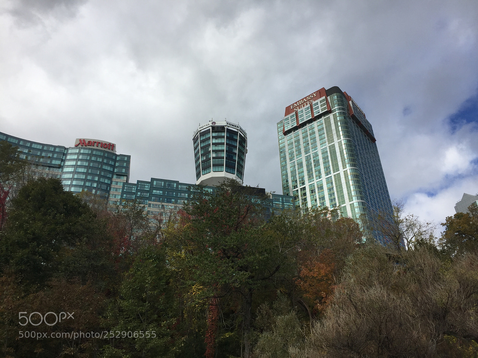 Apple iPhone 6 sample photo. Oct photography
