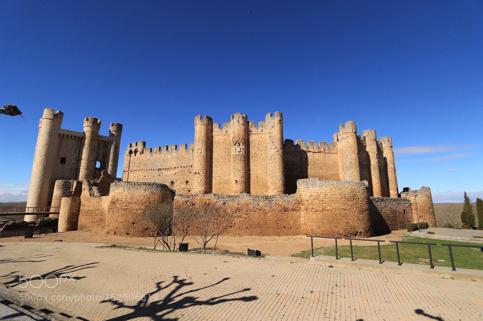 Canon EOS 80D sample photo. Castillo de valencia de photography