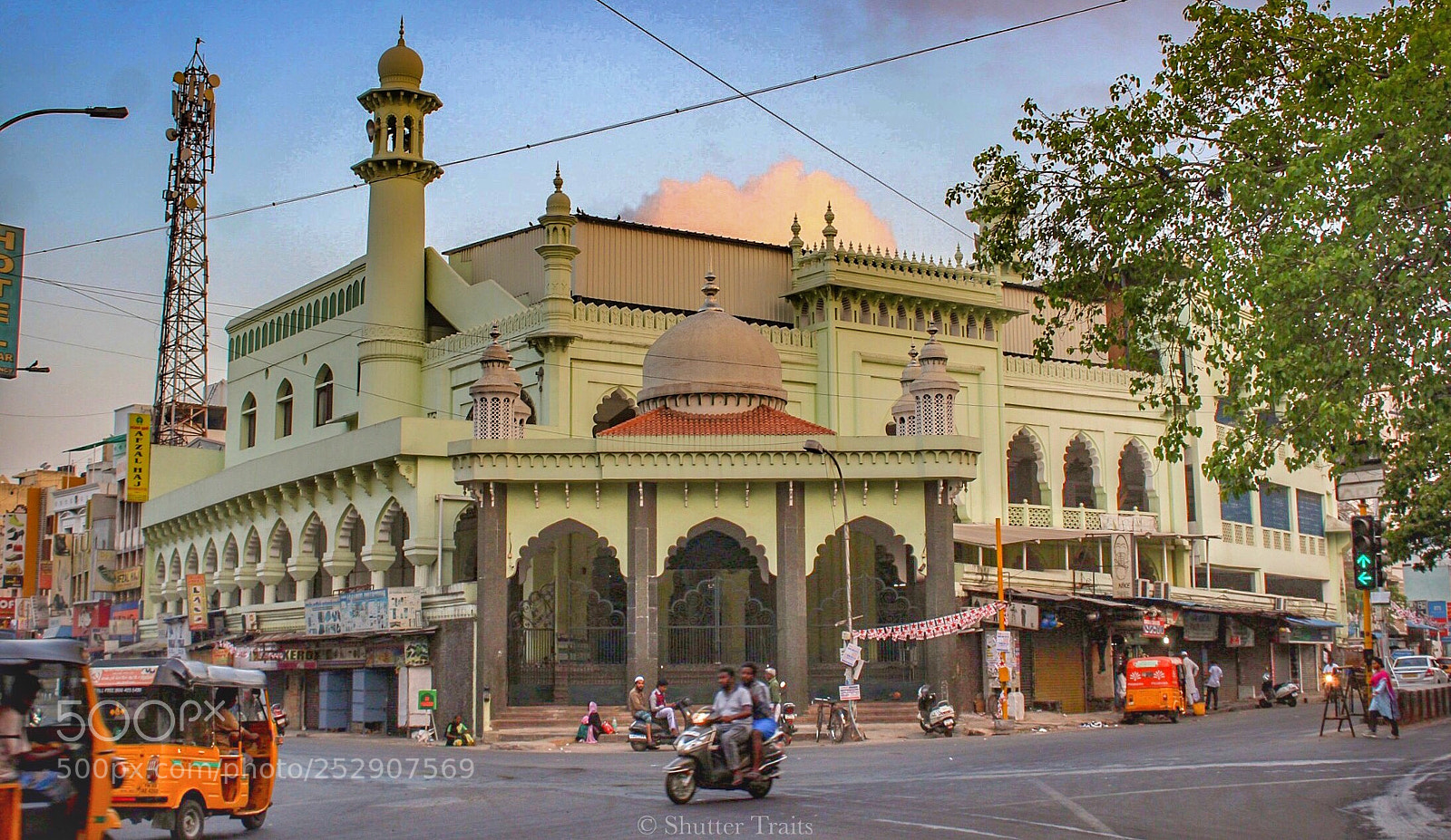 Canon EOS 1200D (EOS Rebel T5 / EOS Kiss X70 / EOS Hi) sample photo. Periamet mosque | periamet | chennai | 2018 photography