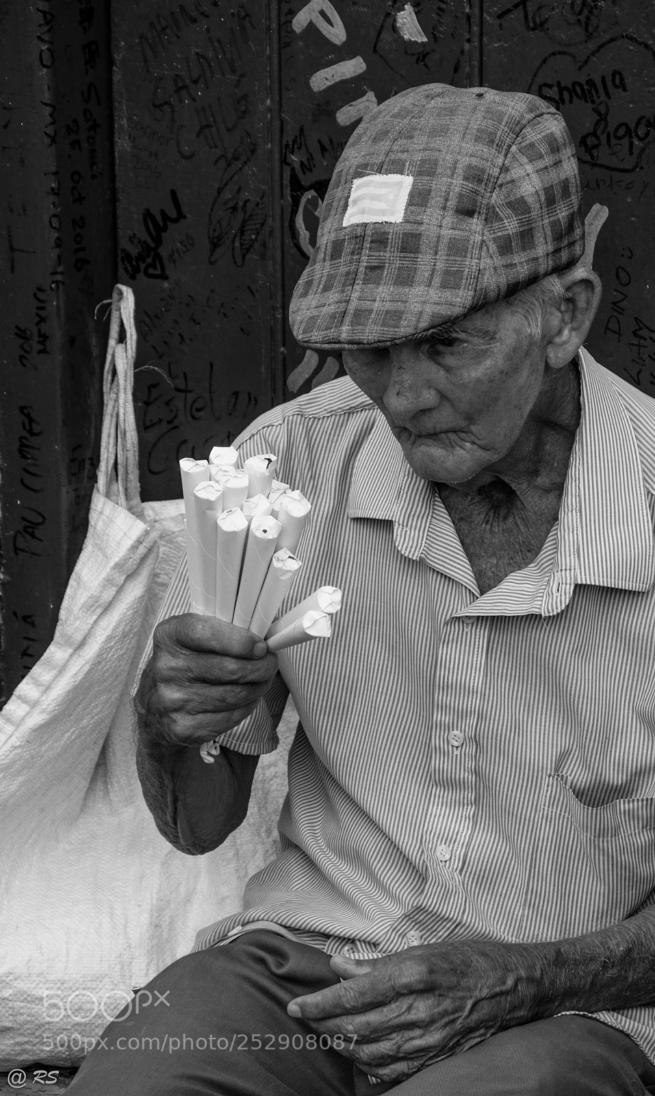 Nikon D90 sample photo. Havana bw photography