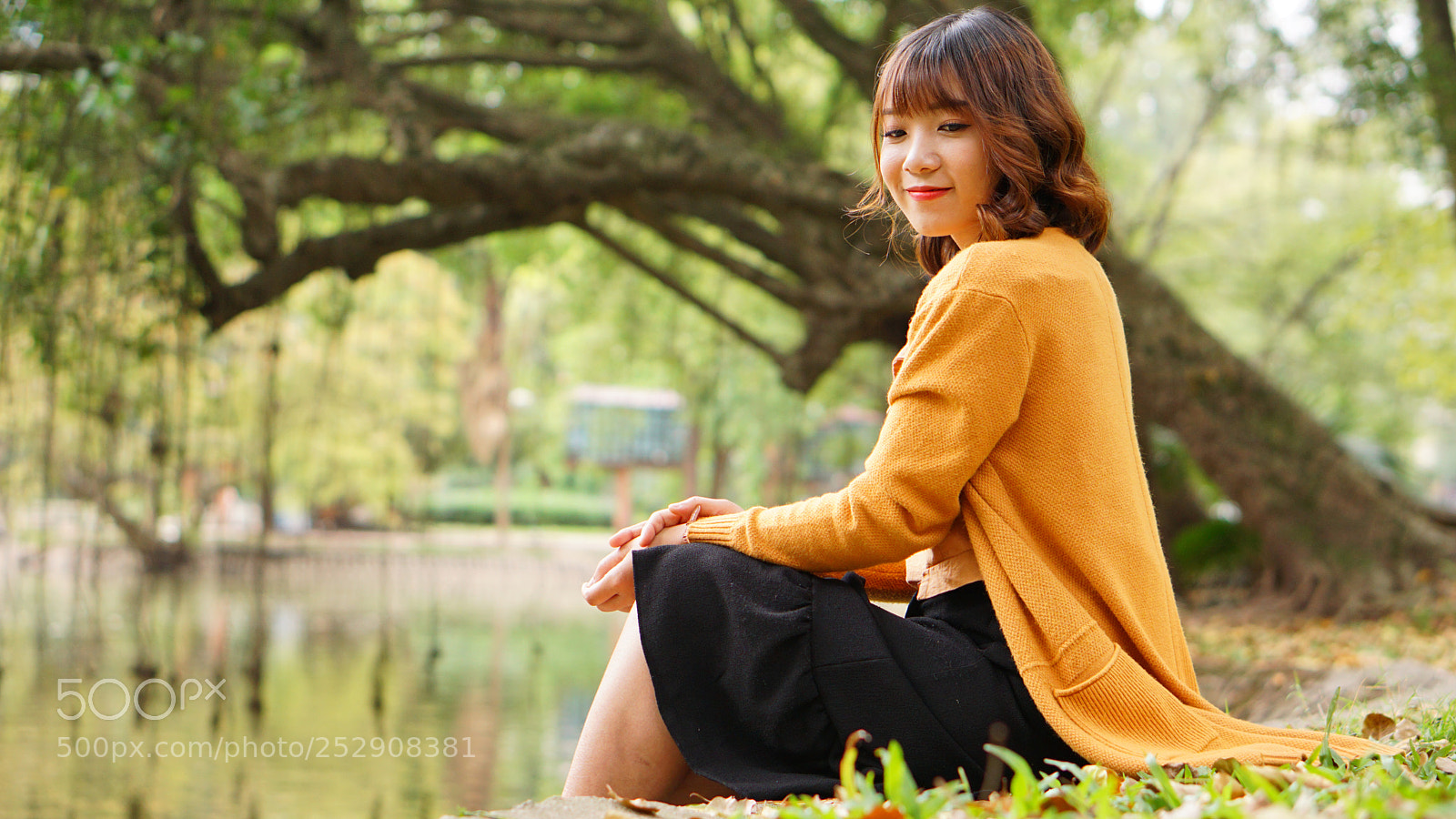 Sony a6000 sample photo. Hanoi girl photography