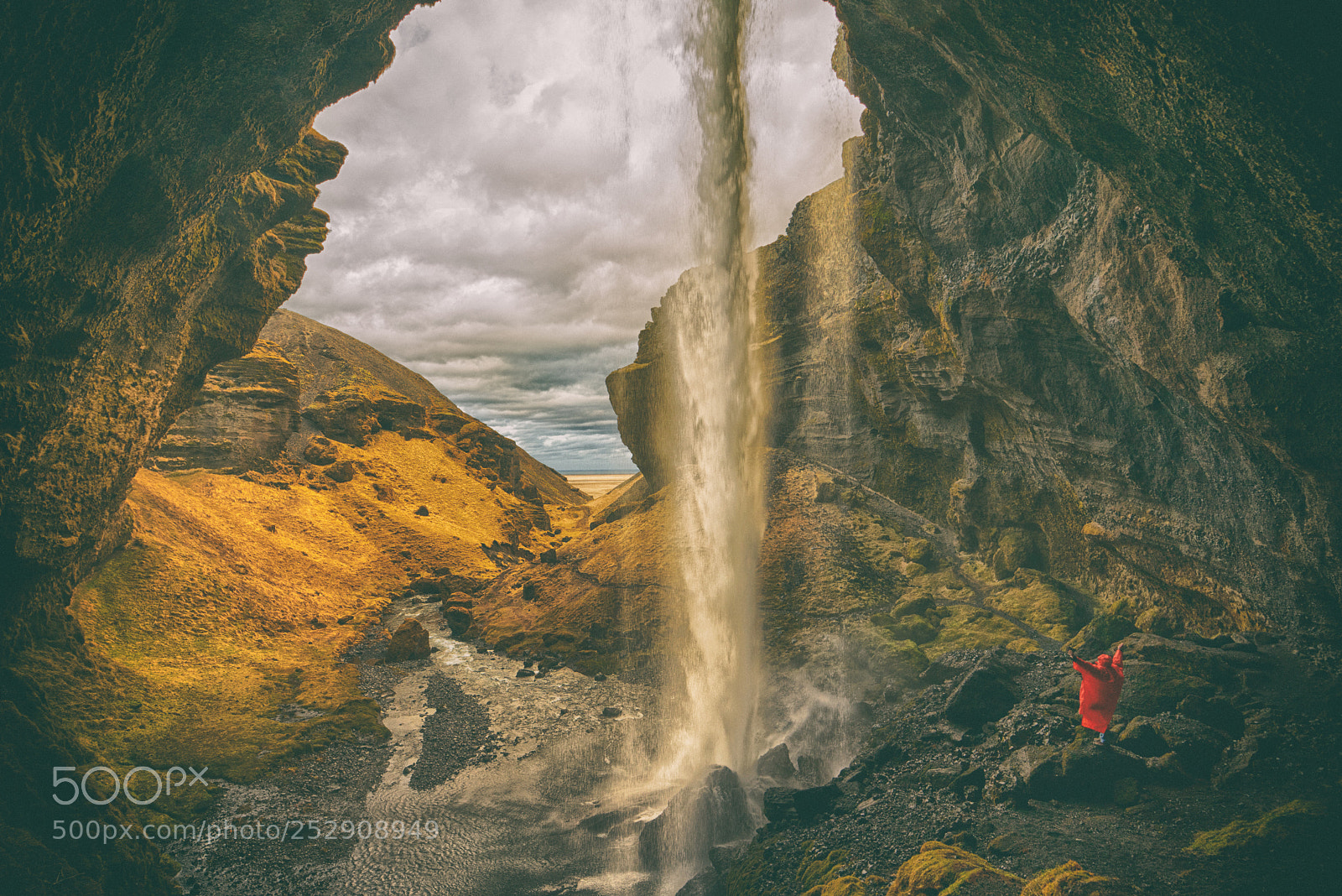 Sony a7R sample photo. The big cave photography