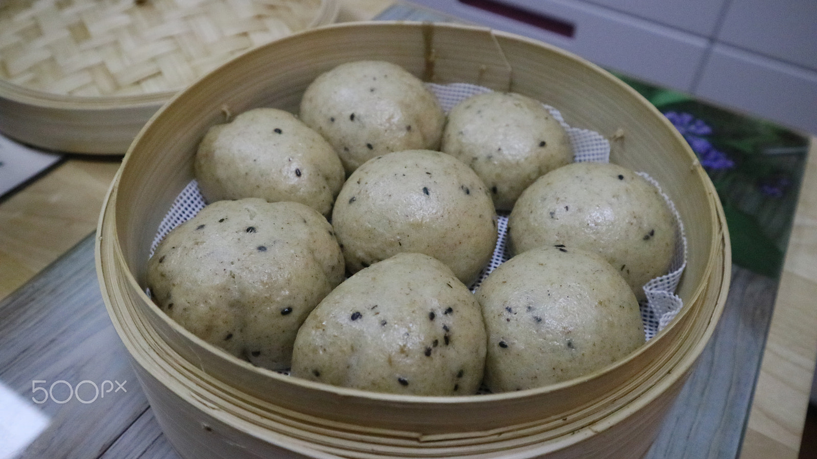 Canon EOS M3 + Canon EF-M 15-45mm F3.5-6.3 IS STM sample photo. Black sesame steamed buns photography