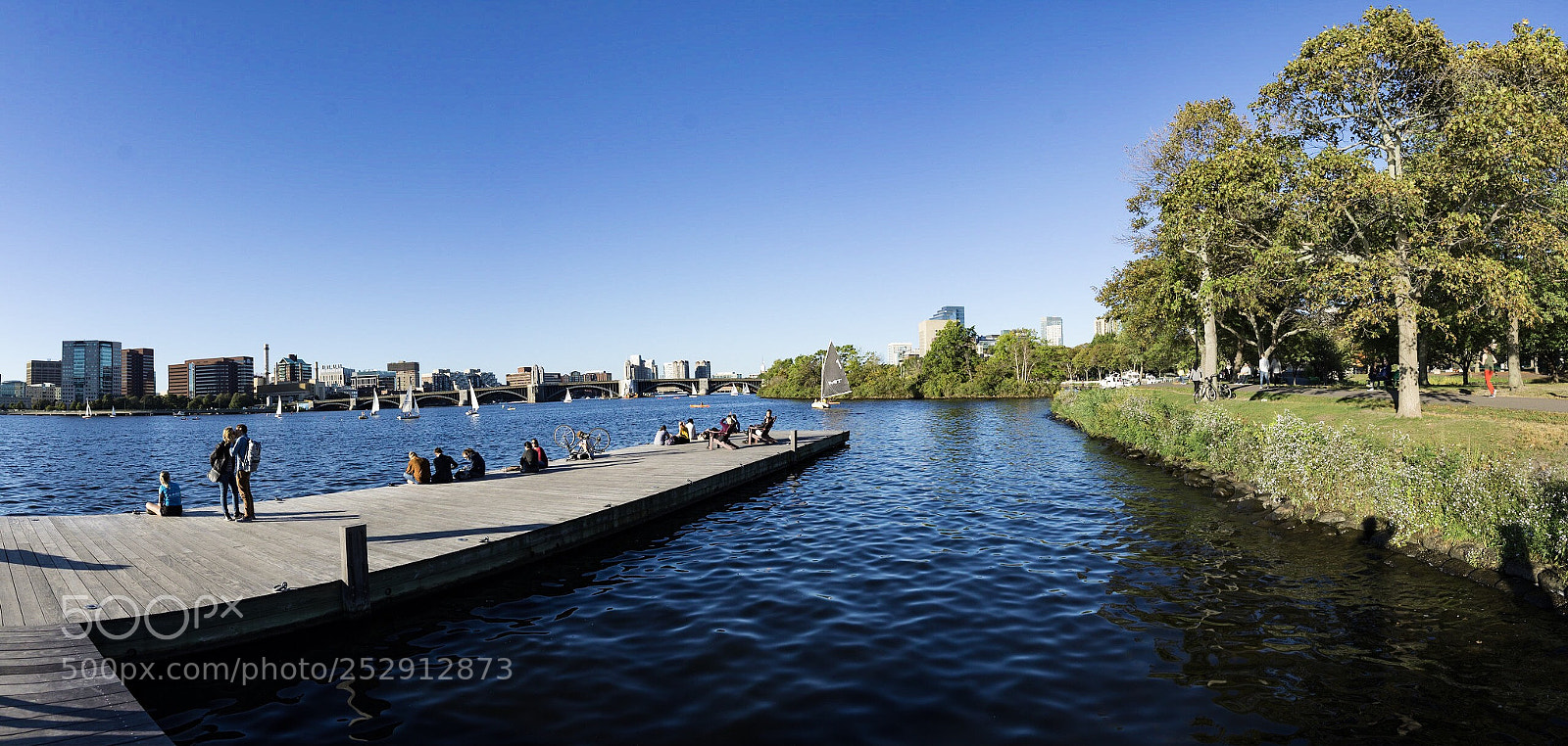 Sony a6000 sample photo. Dsc3692a6000a boston public dock photography