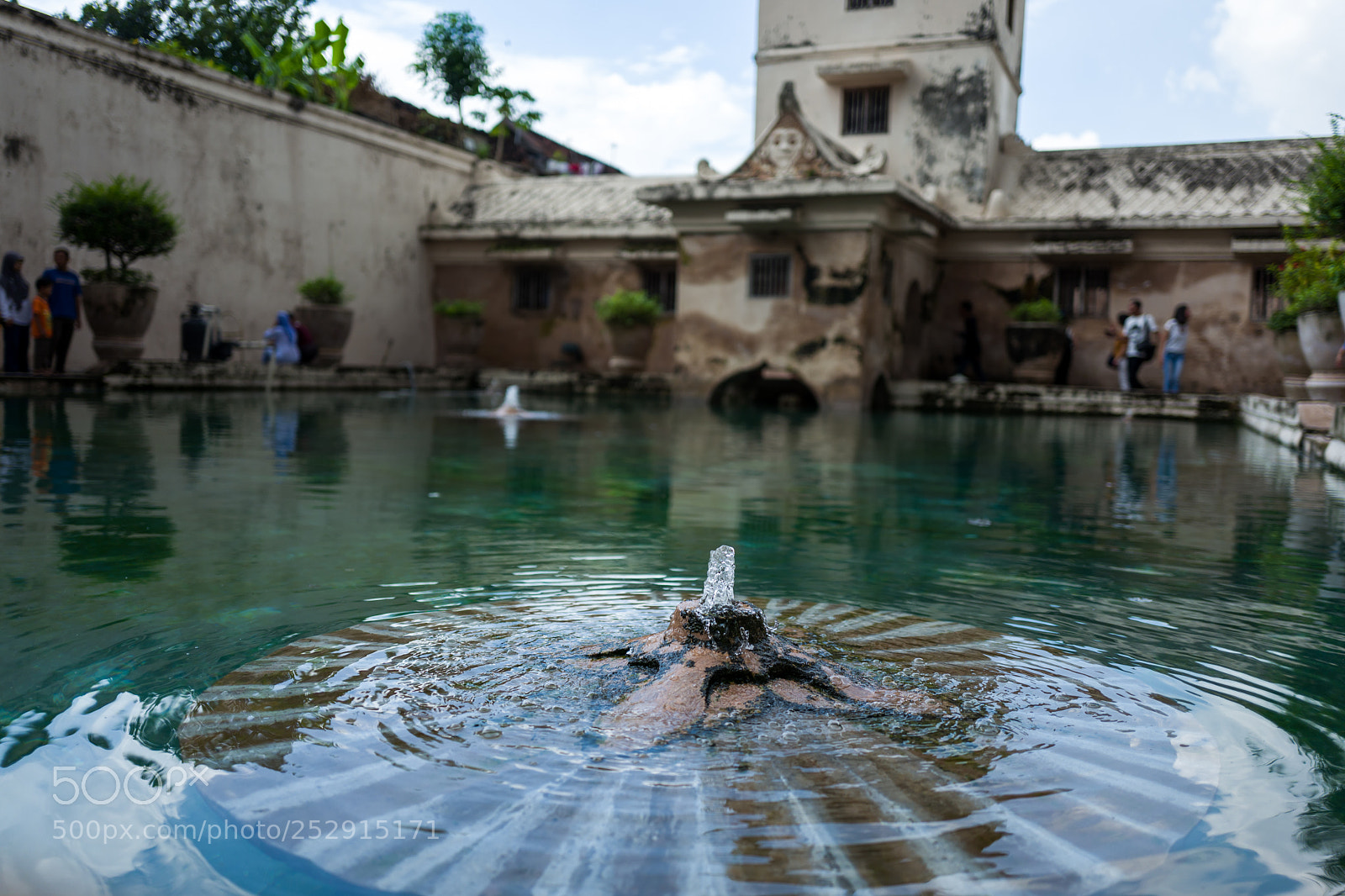 Leica Q (Typ 116) sample photo. The tamansari water temple photography